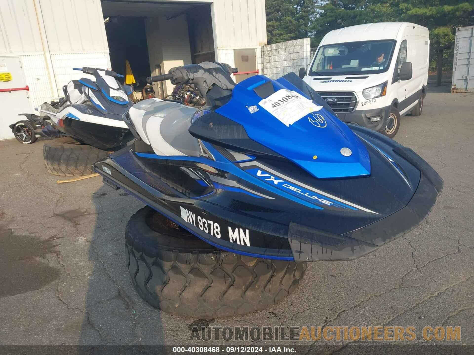 00000YAMA3881E818 YAMAHA VX DELUXE 2018