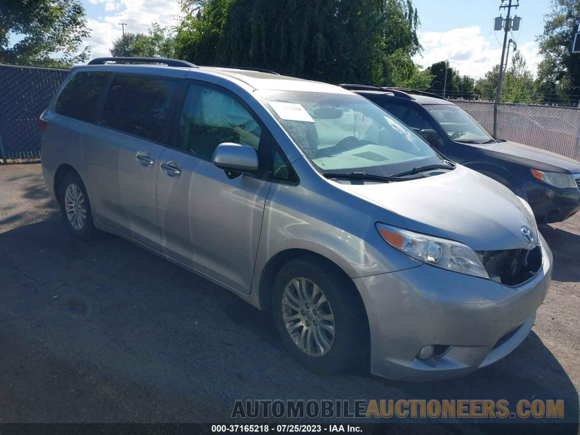 005TDYK3DC4FS5730 TOYOTA SIENNA 2015