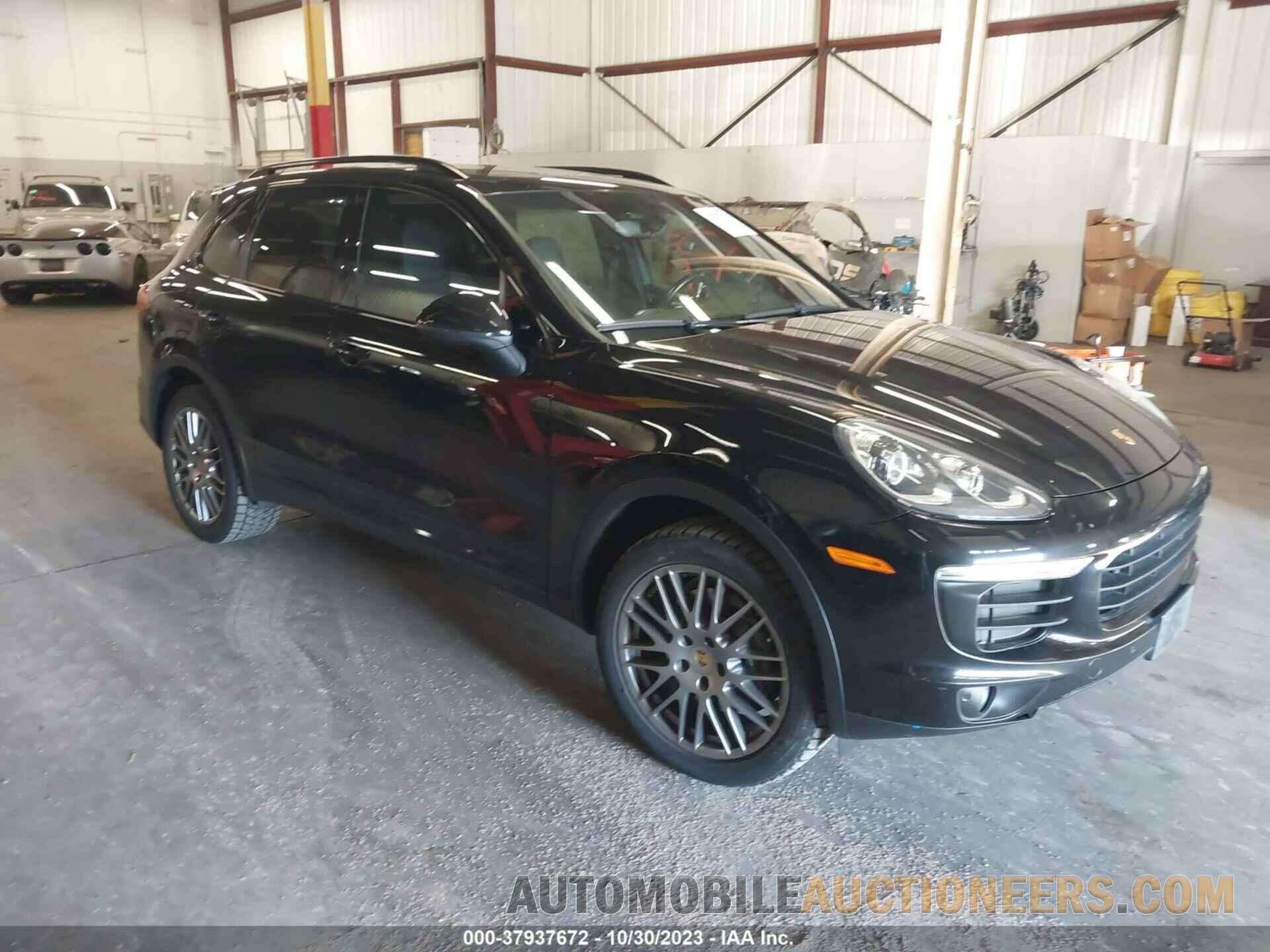 0WP1AA2A23GKA1274 PORSCHE CAYENNE 2016