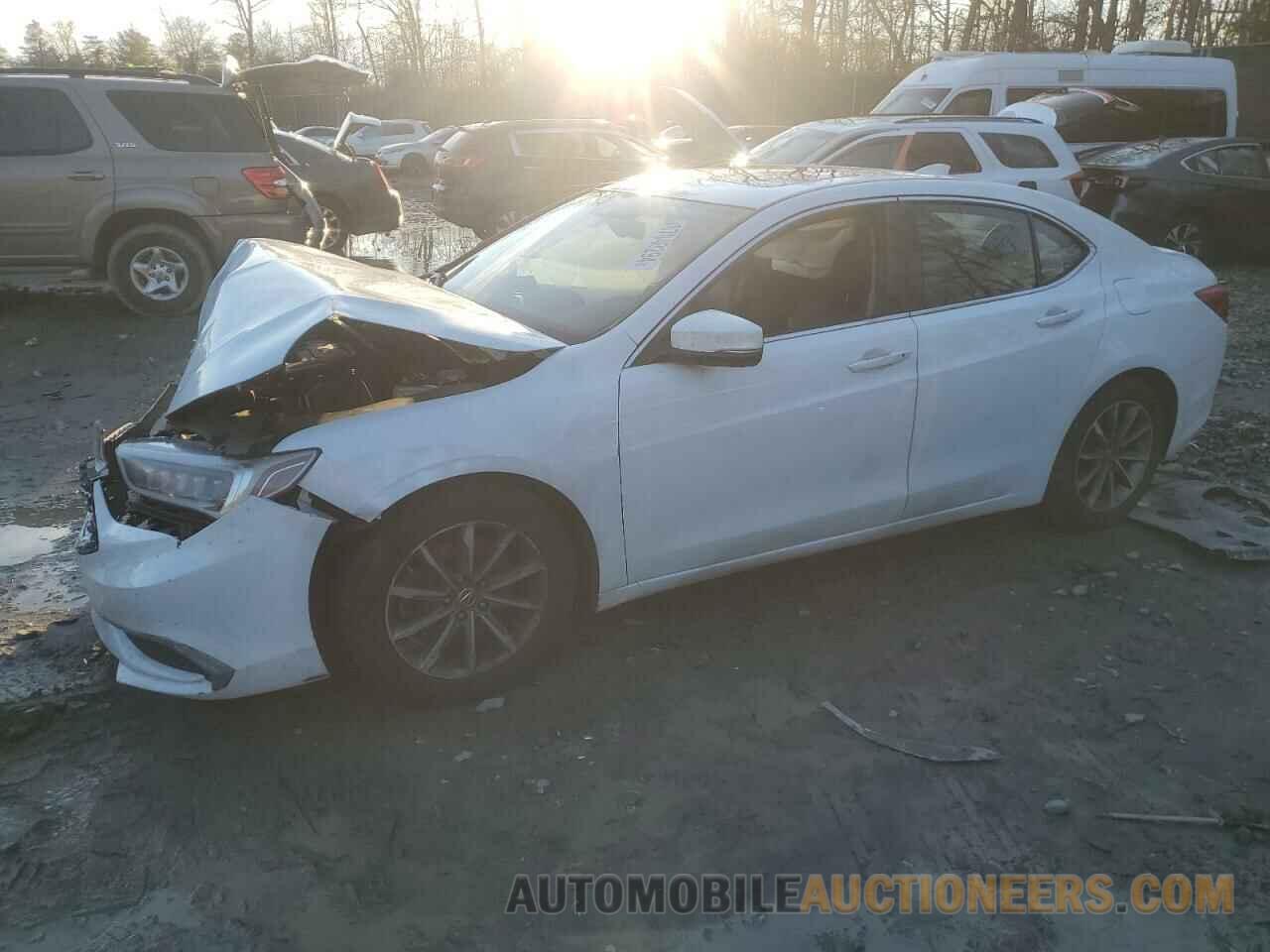 19UUB1F33JA010375 ACURA TLX 2018