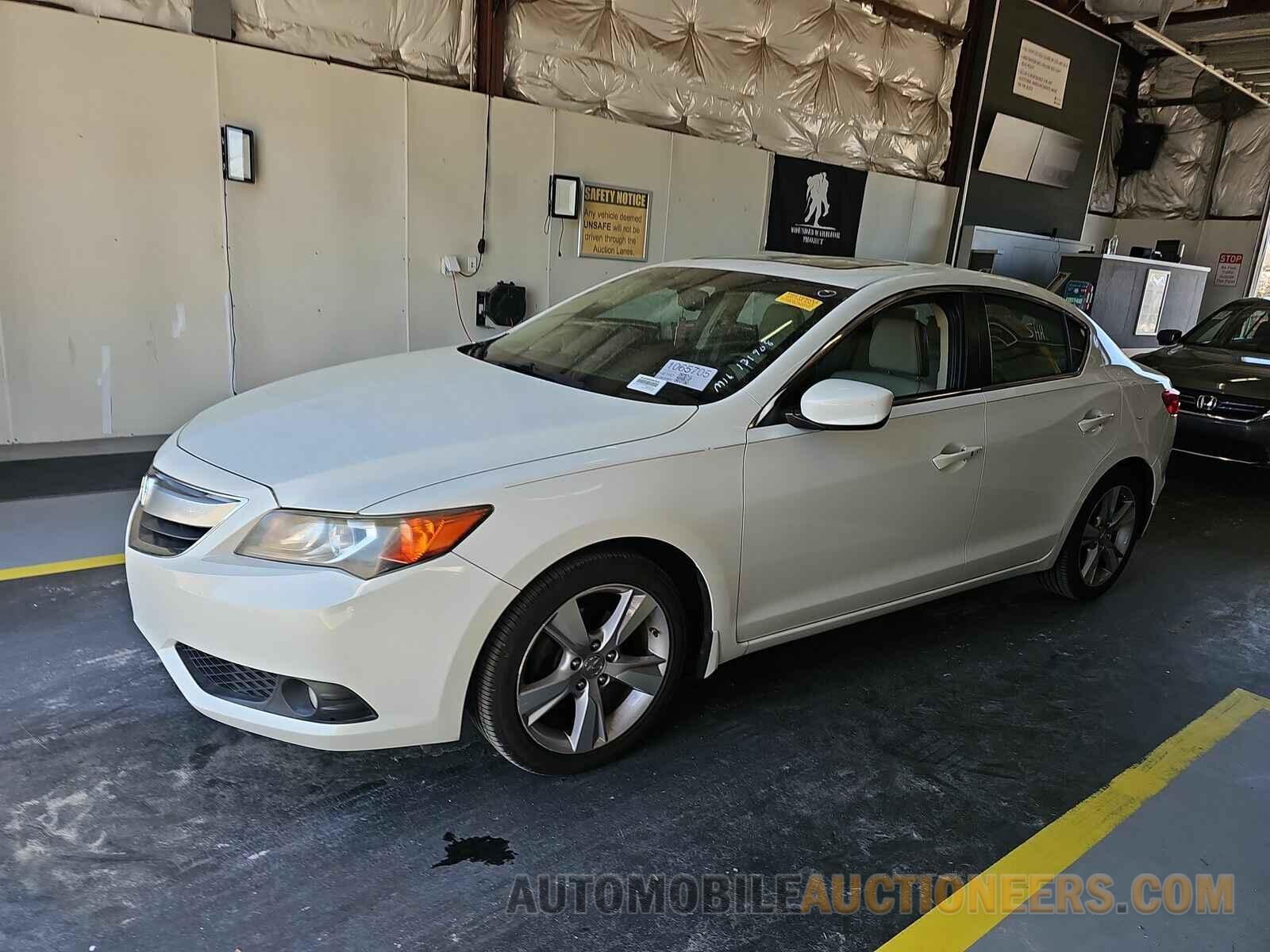 19VDE1F70FE004104 Acura ILX 2015