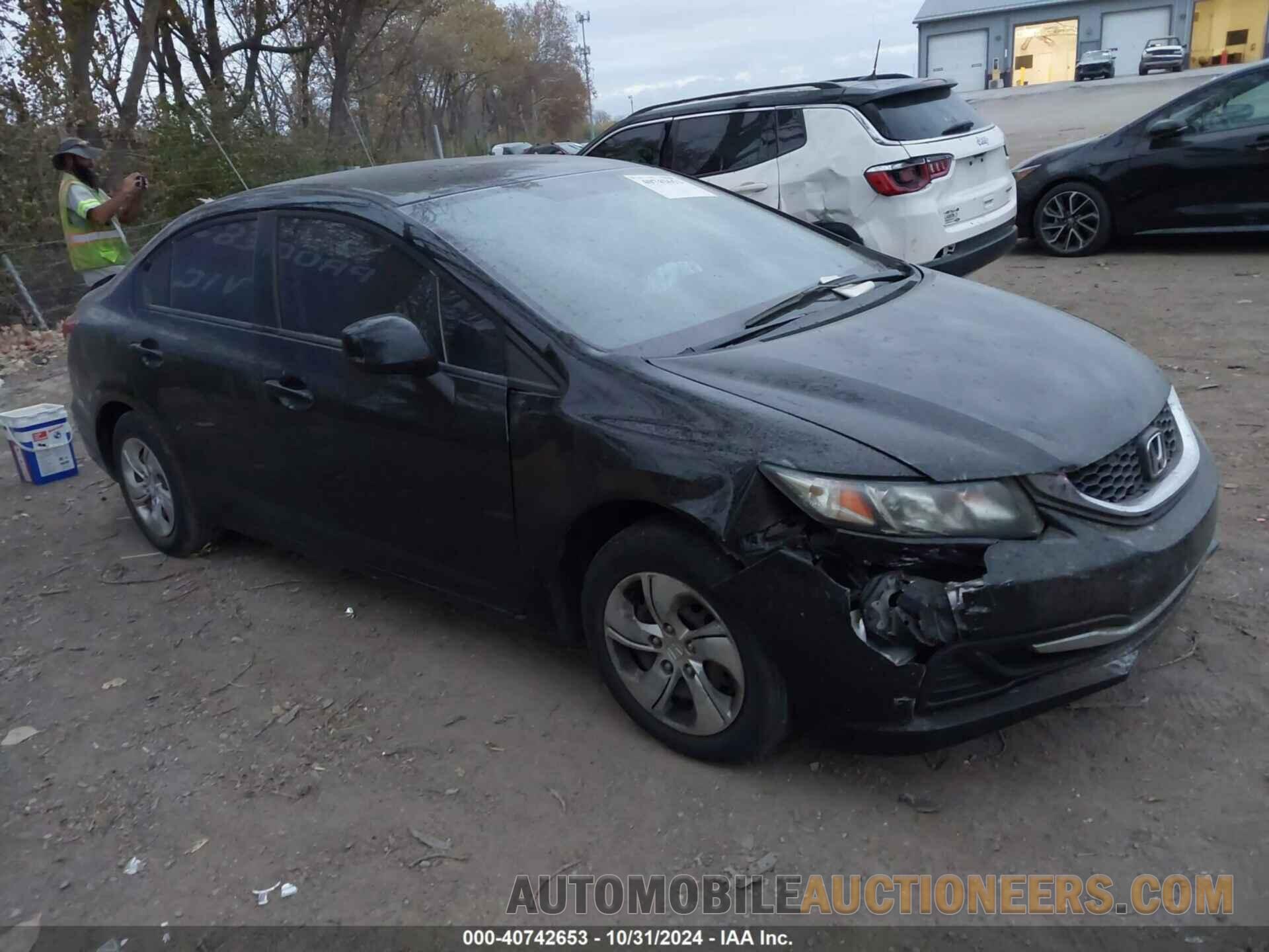 19XFB2F50DE028610 HONDA CIVIC 2013