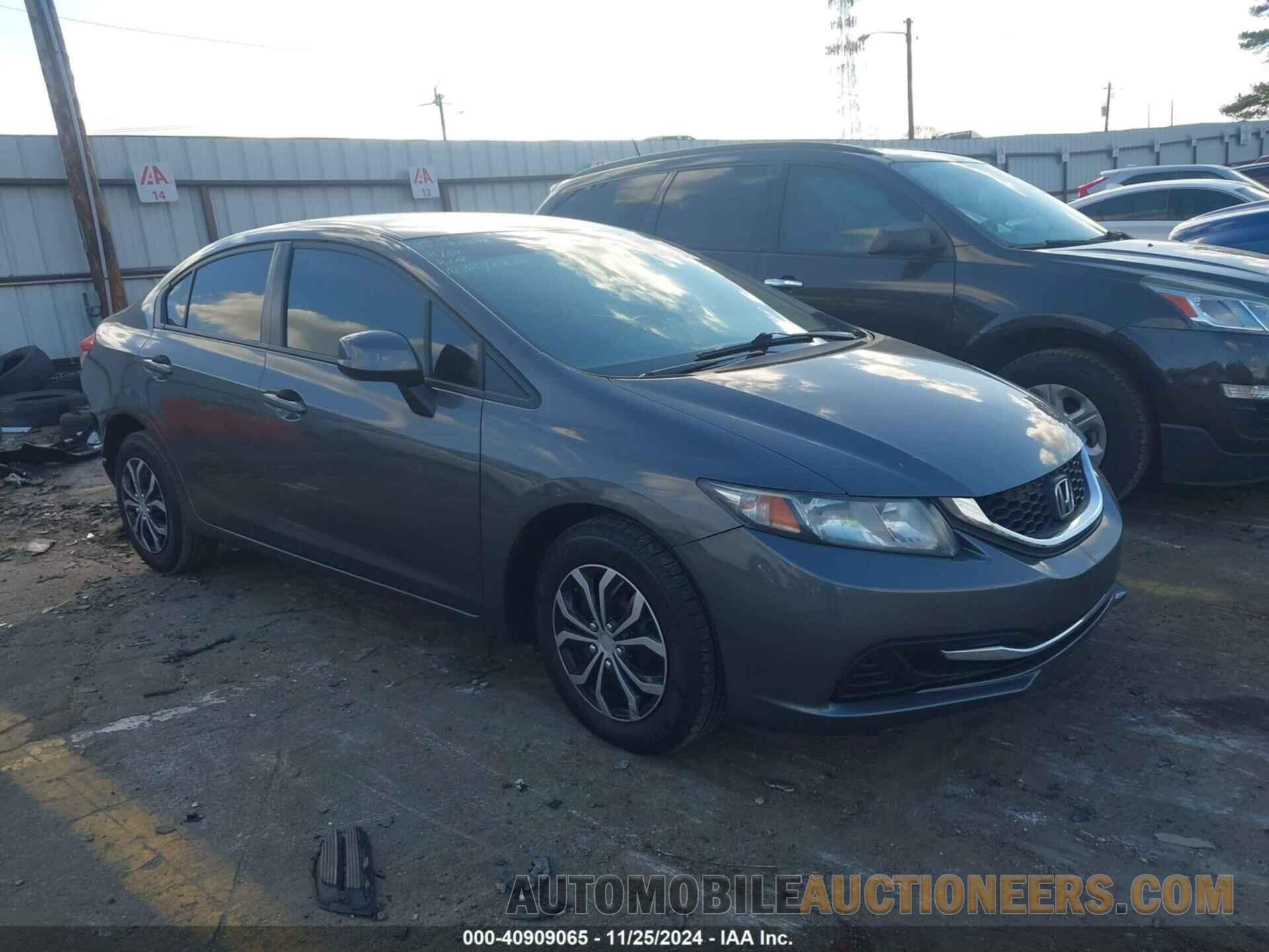 19XFB2F50DE081968 HONDA CIVIC 2013