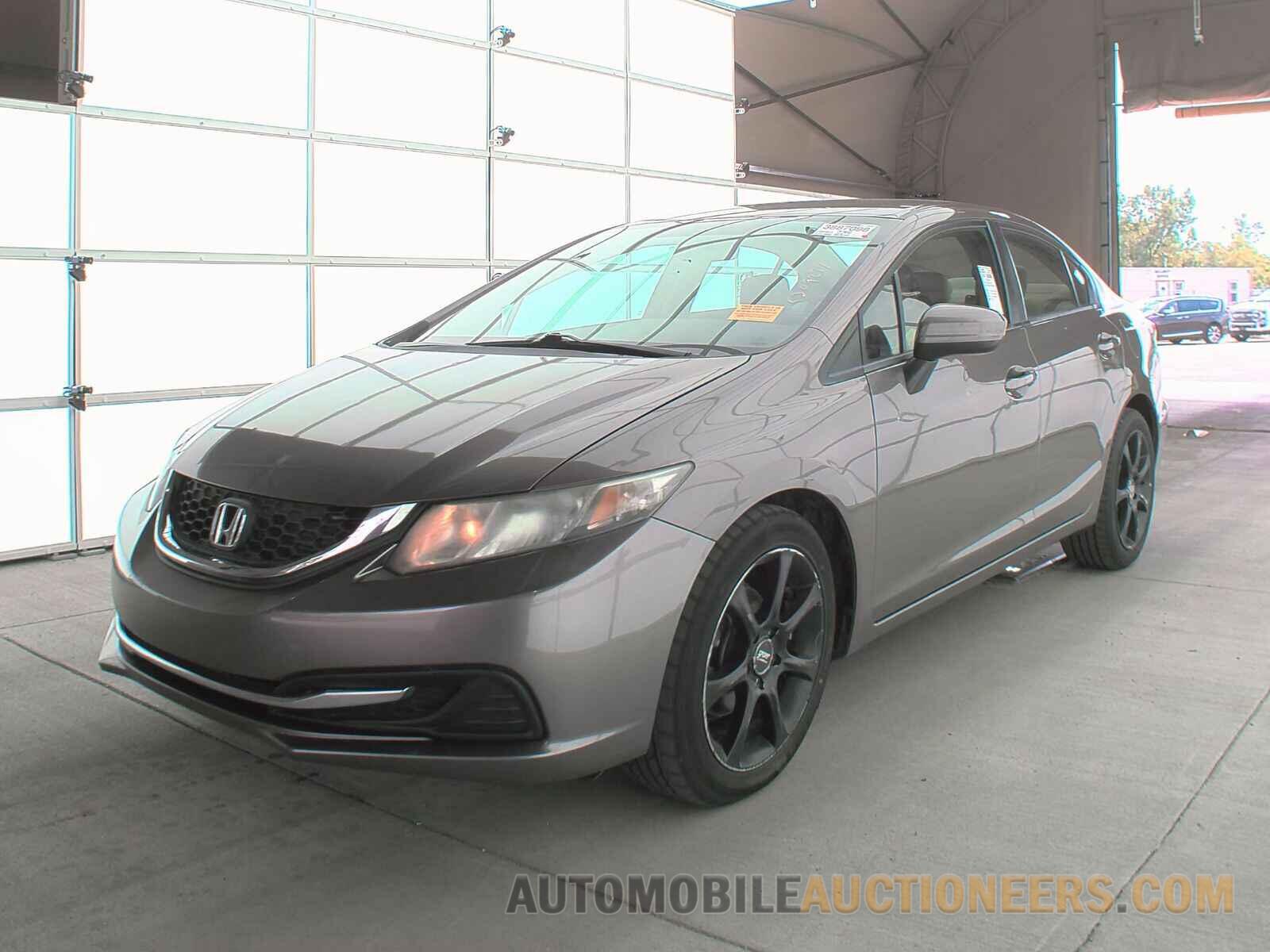 19XFB2F53FE070014 Honda Civic Sedan 2015