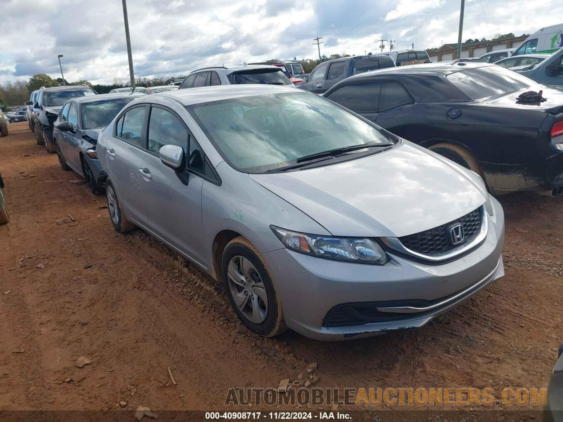 19XFB2F54FE084701 HONDA CIVIC 2015