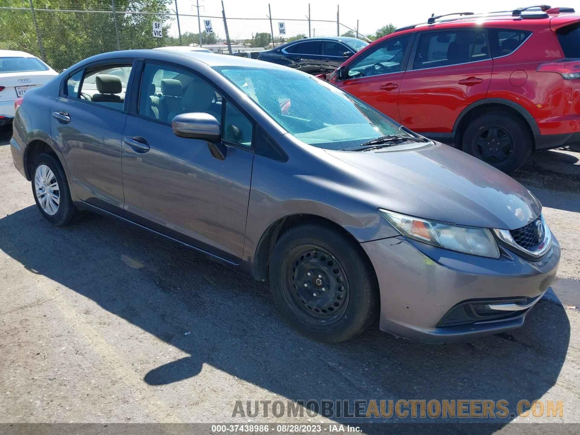 19XFB2F55FE077689 HONDA CIVIC 2015