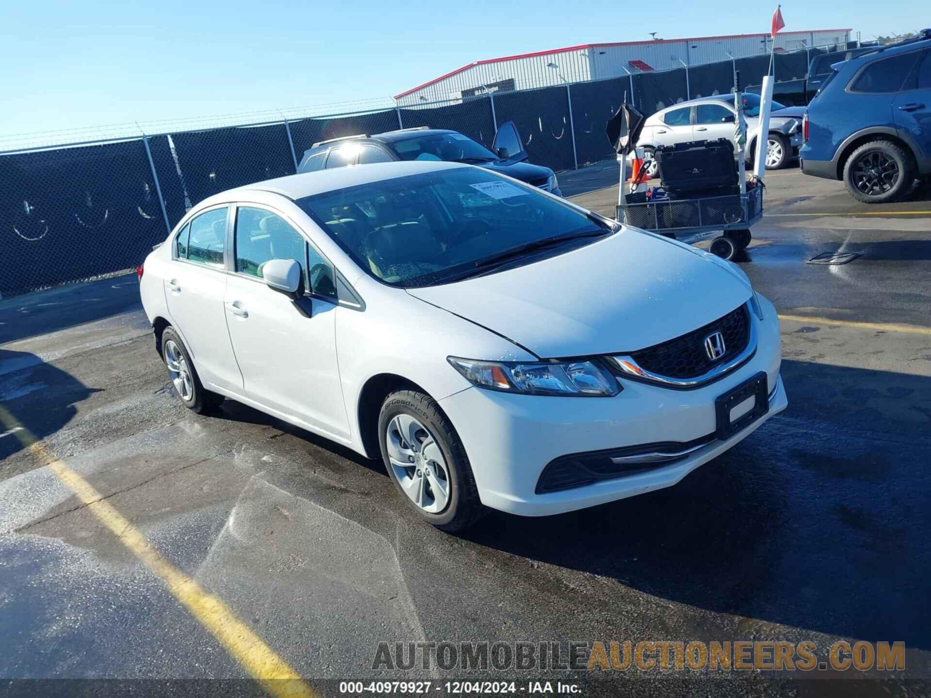 19XFB2F57FE073675 HONDA CIVIC 2015