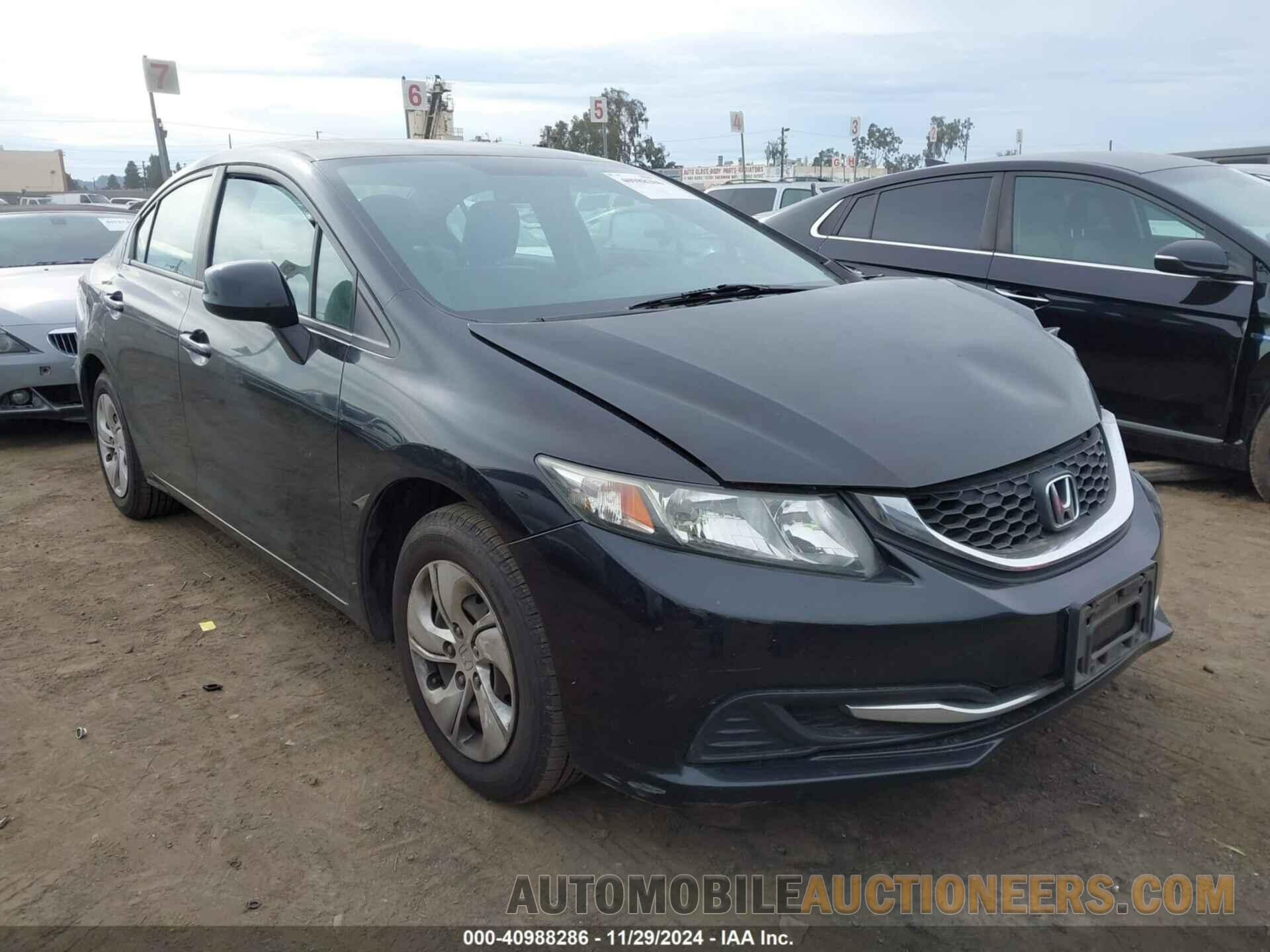 19XFB2F58DE260761 HONDA CIVIC 2013