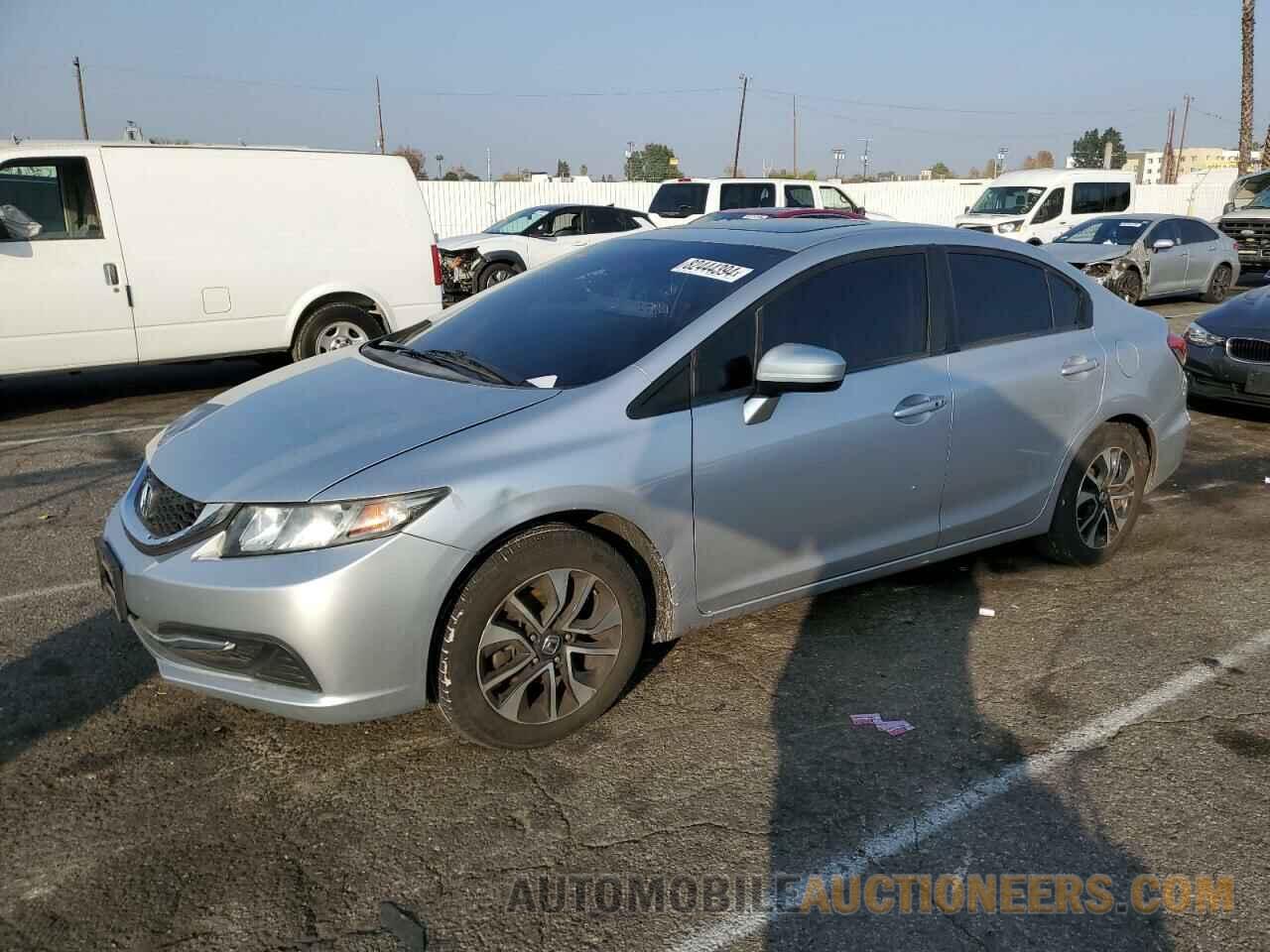 19XFB2F82FE702611 HONDA CIVIC 2015