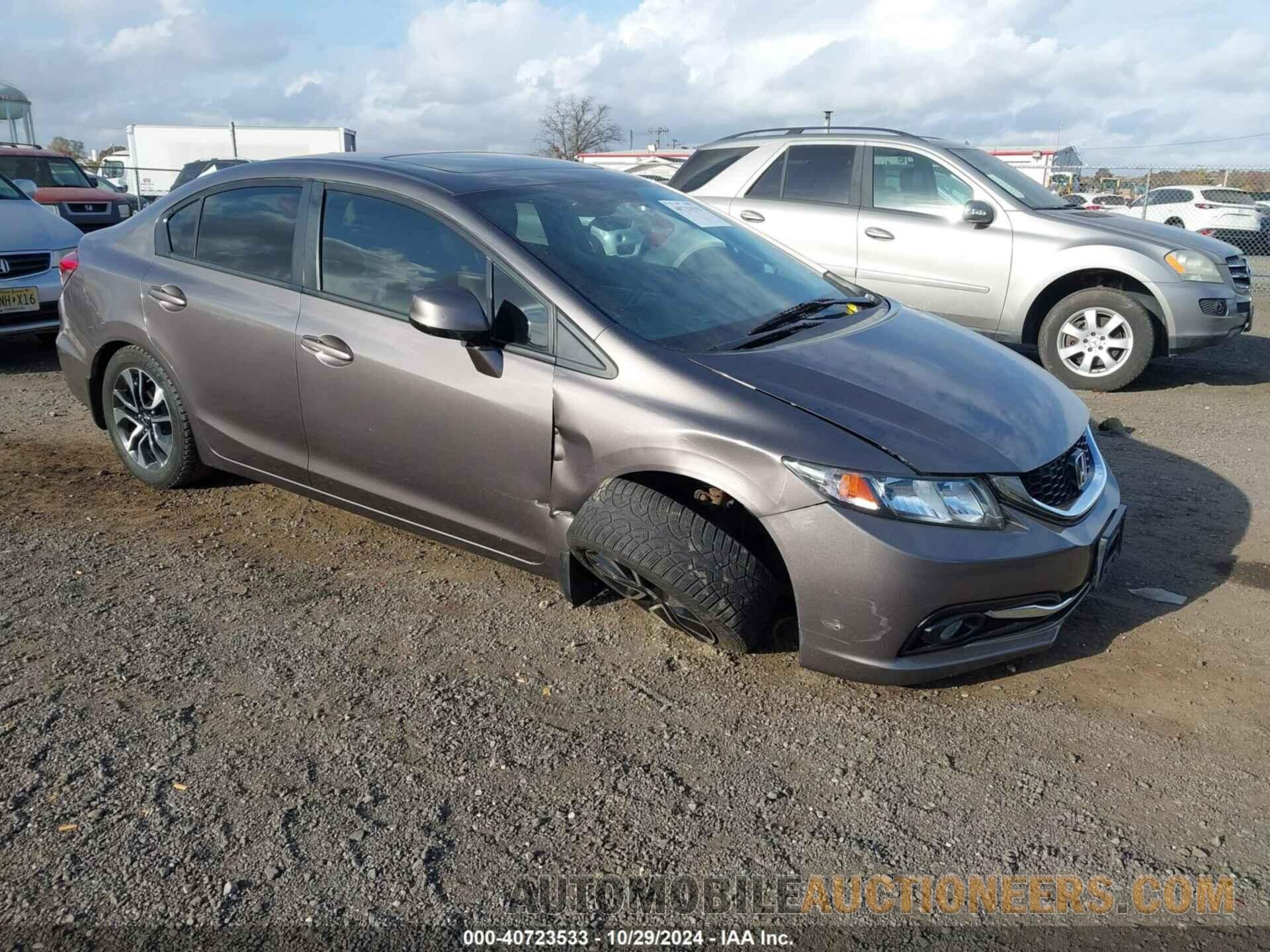 19XFB2F98DE266725 HONDA CIVIC 2013