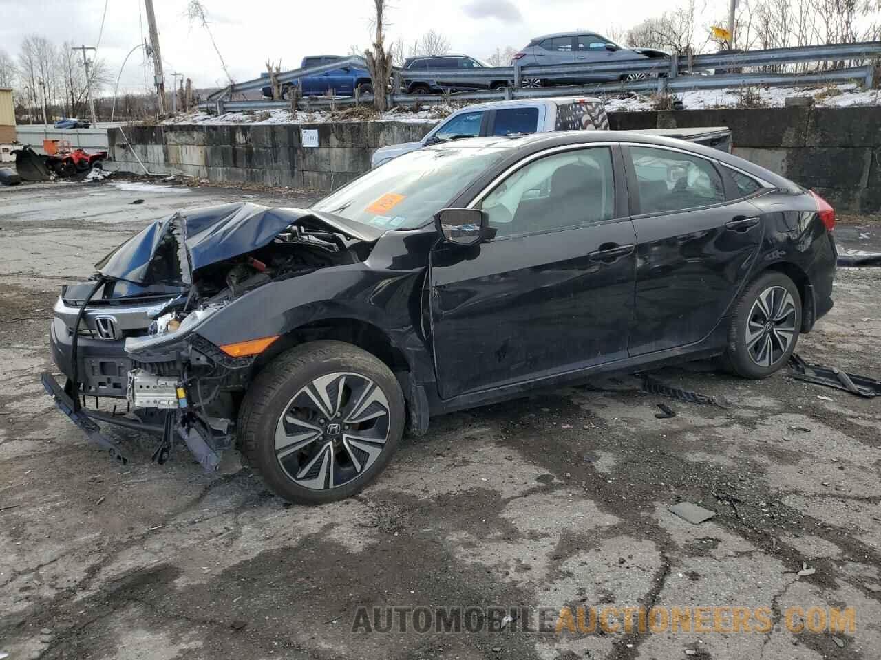 19XFC1F38HE207151 HONDA CIVIC 2017