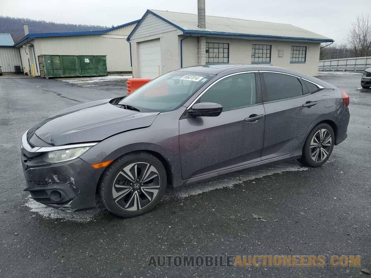 19XFC1F3XHE214814 HONDA CIVIC 2017