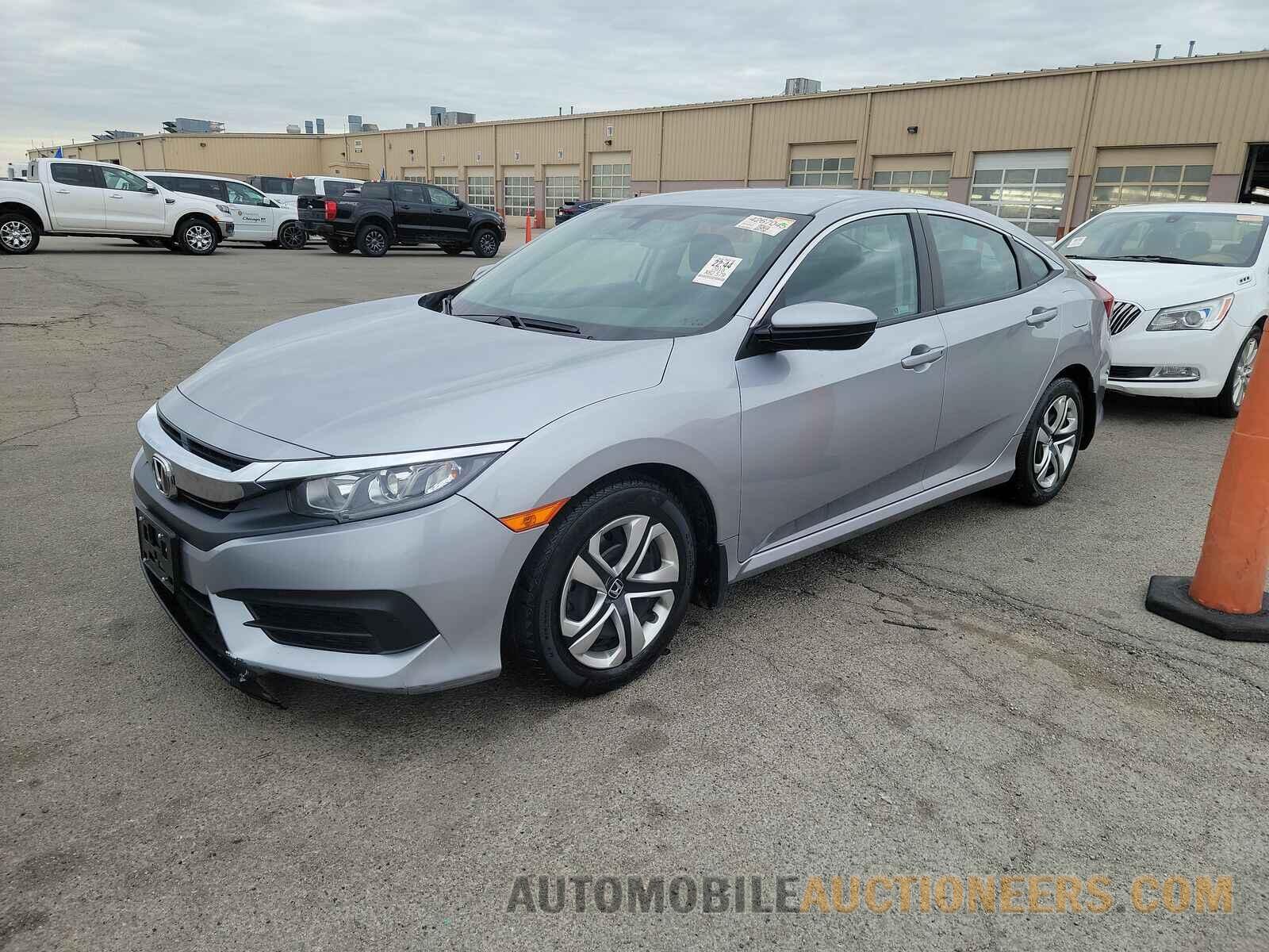 19XFC2F51JE000856 Honda Civic Sedan 2018