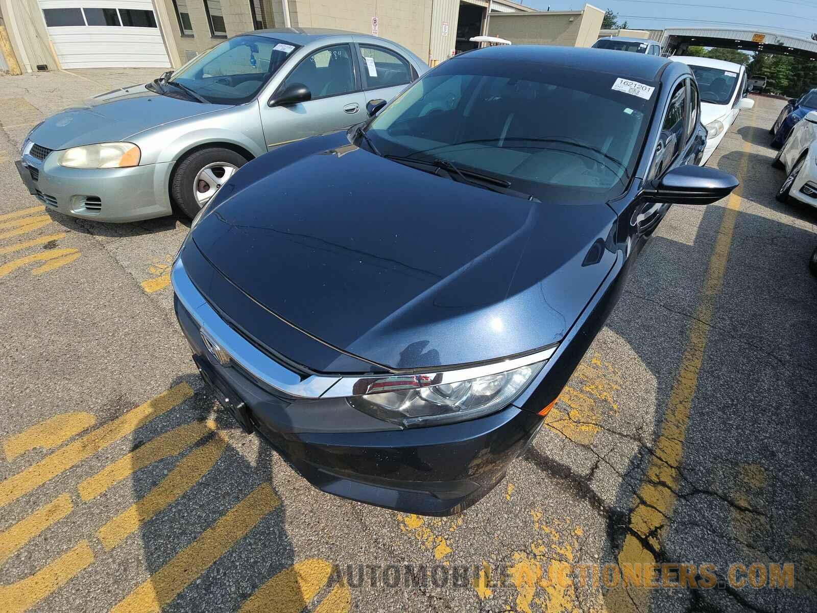 19XFC2F51JE018631 Honda Civic Sedan 2018