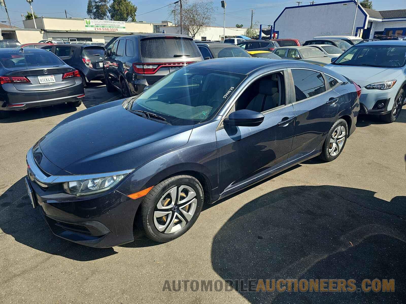 19XFC2F57JE200320 Honda Civic Sedan 2018