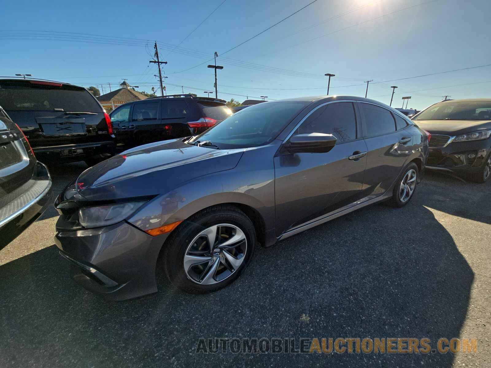 19XFC2F68KE037767 Honda Civic Sedan 2019