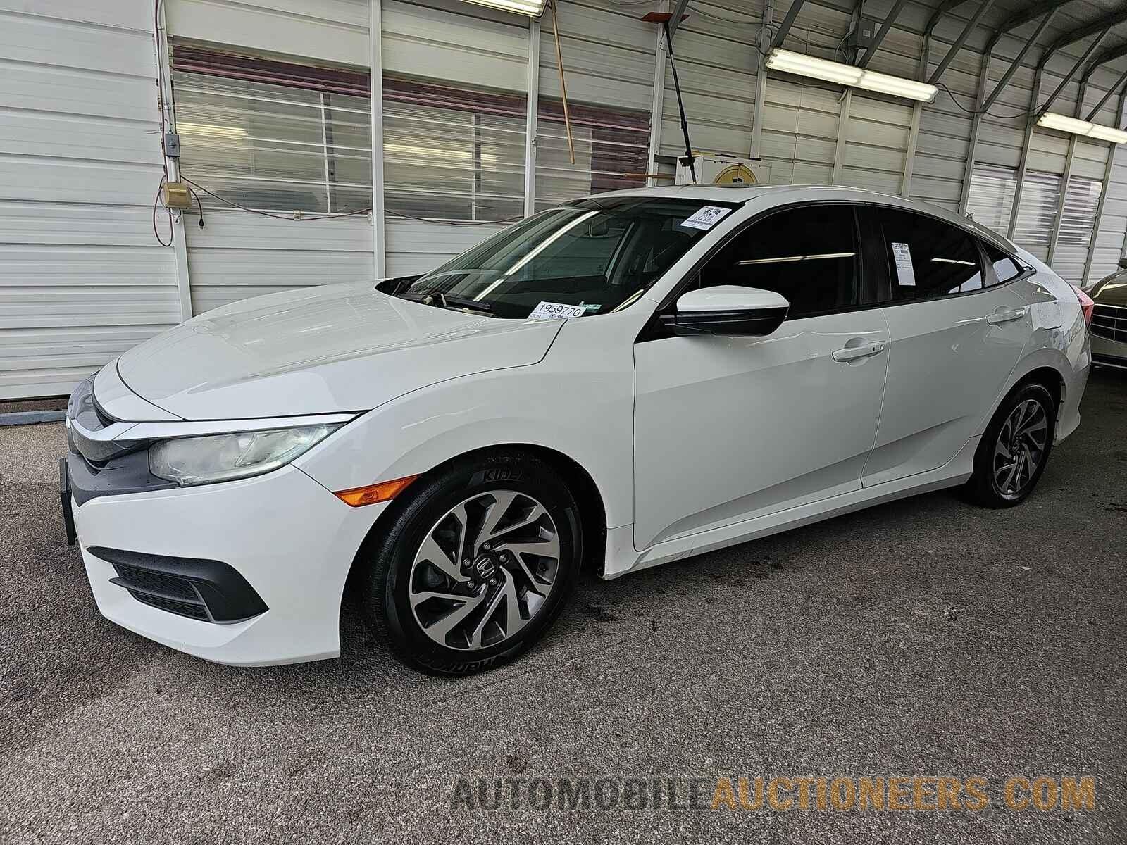 19XFC2F72GE005476 Honda Civic Sedan 2016