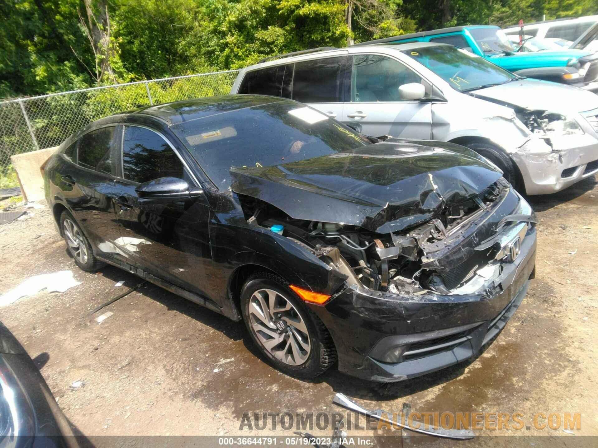 19XFC2F75JE043209 HONDA CIVIC SEDAN 2018