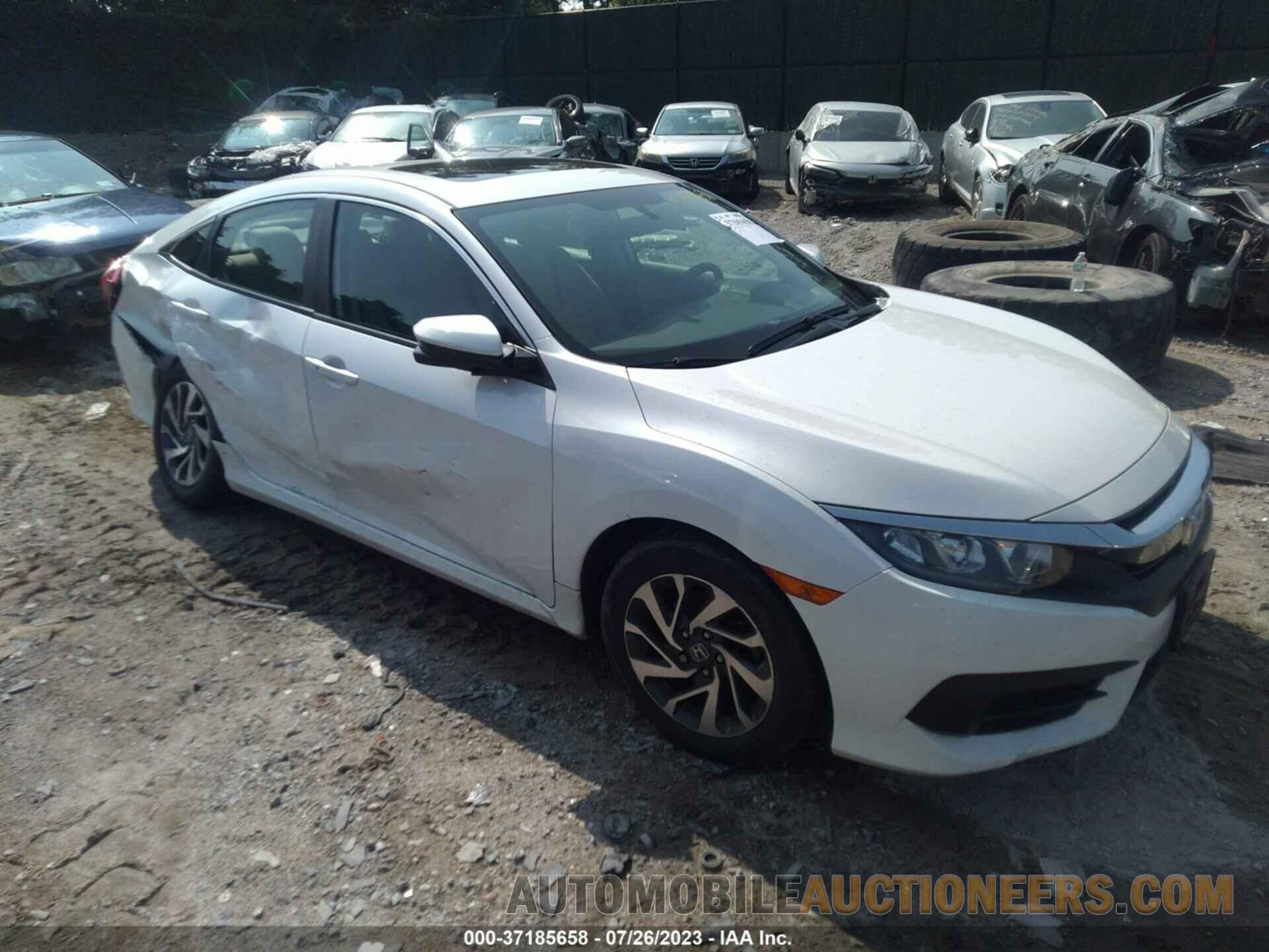 19XFC2F75JE208076 HONDA CIVIC SEDAN 2018