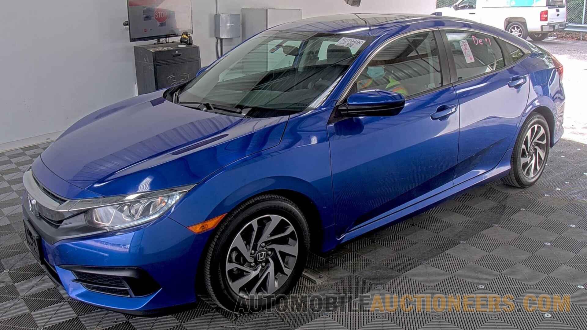 19XFC2F78JE203938 Honda Civic Sedan 2018