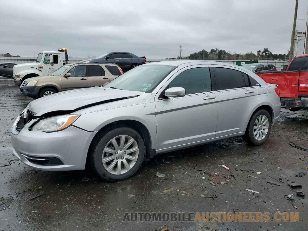 1C3BC1FB9BN527902 CHRYSLER 200 2011