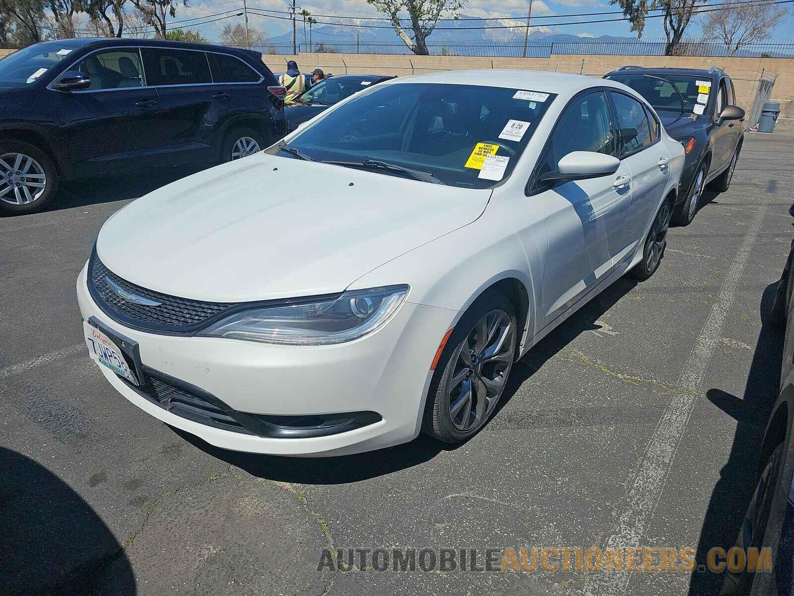 1C3CCCBGXFN635484 Chrysler  2015