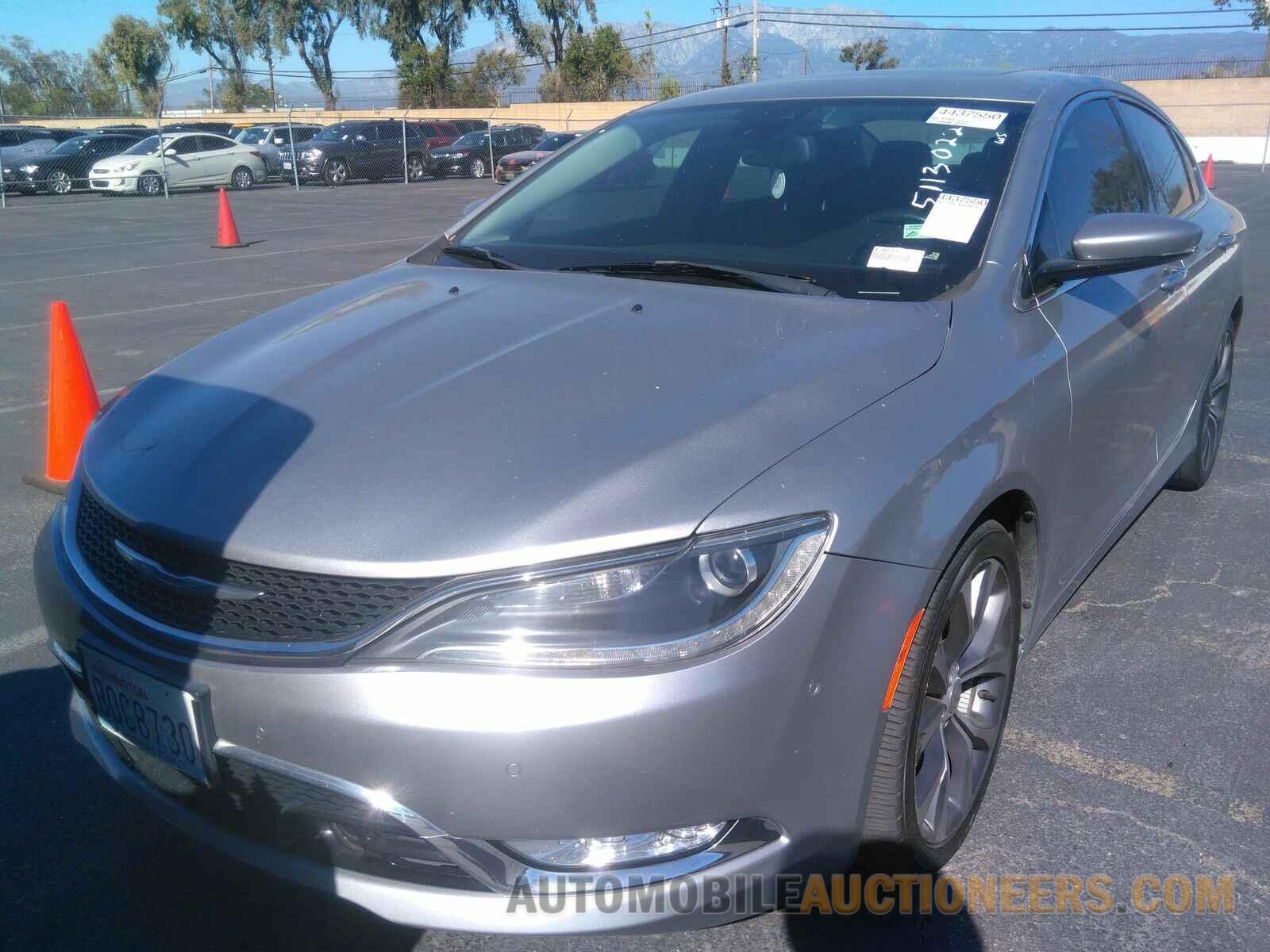 1C3CCCCG5FN686244 Chrysler 200 2015