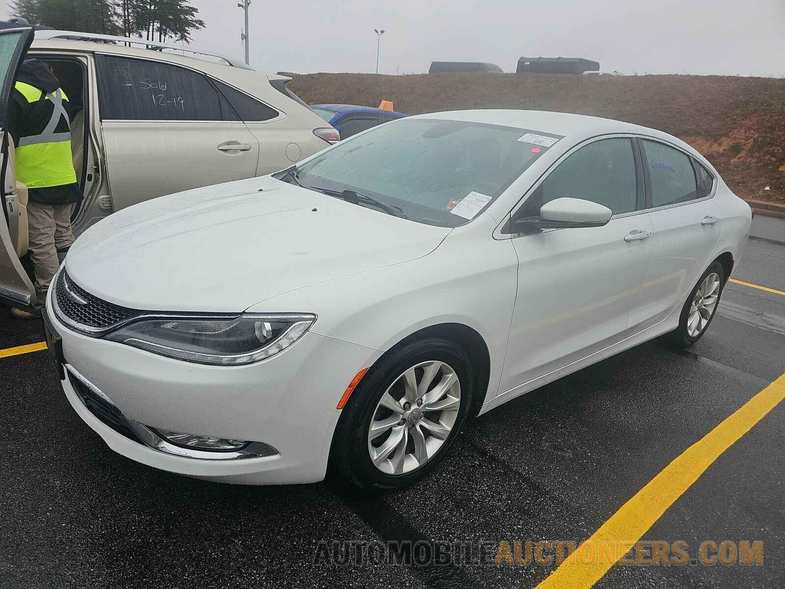 1C3CCCCGXFN581053 Chrysler  2015