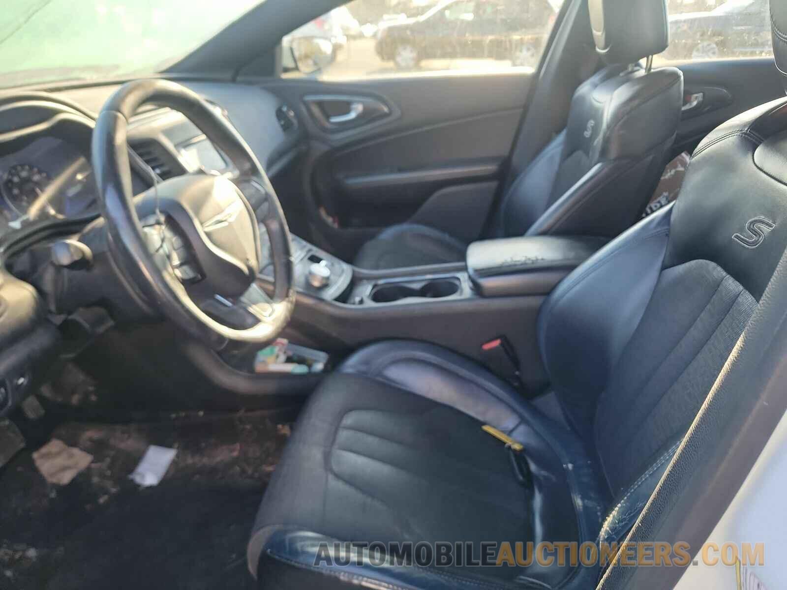 1C3CCCDG4FN620704 Chrysler  2015