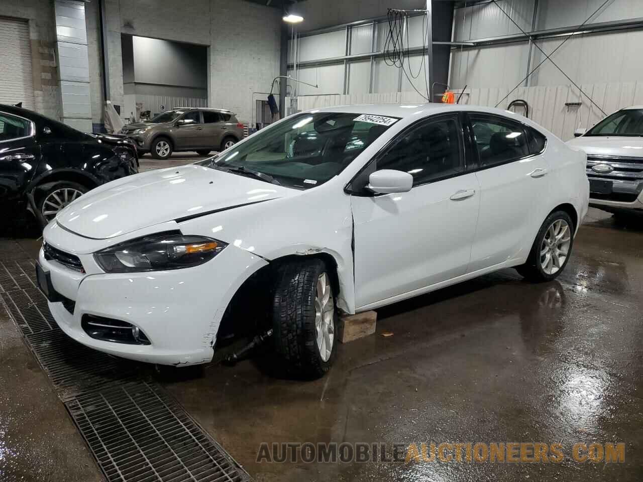 1C3CDFBAXDD306930 DODGE DART 2013