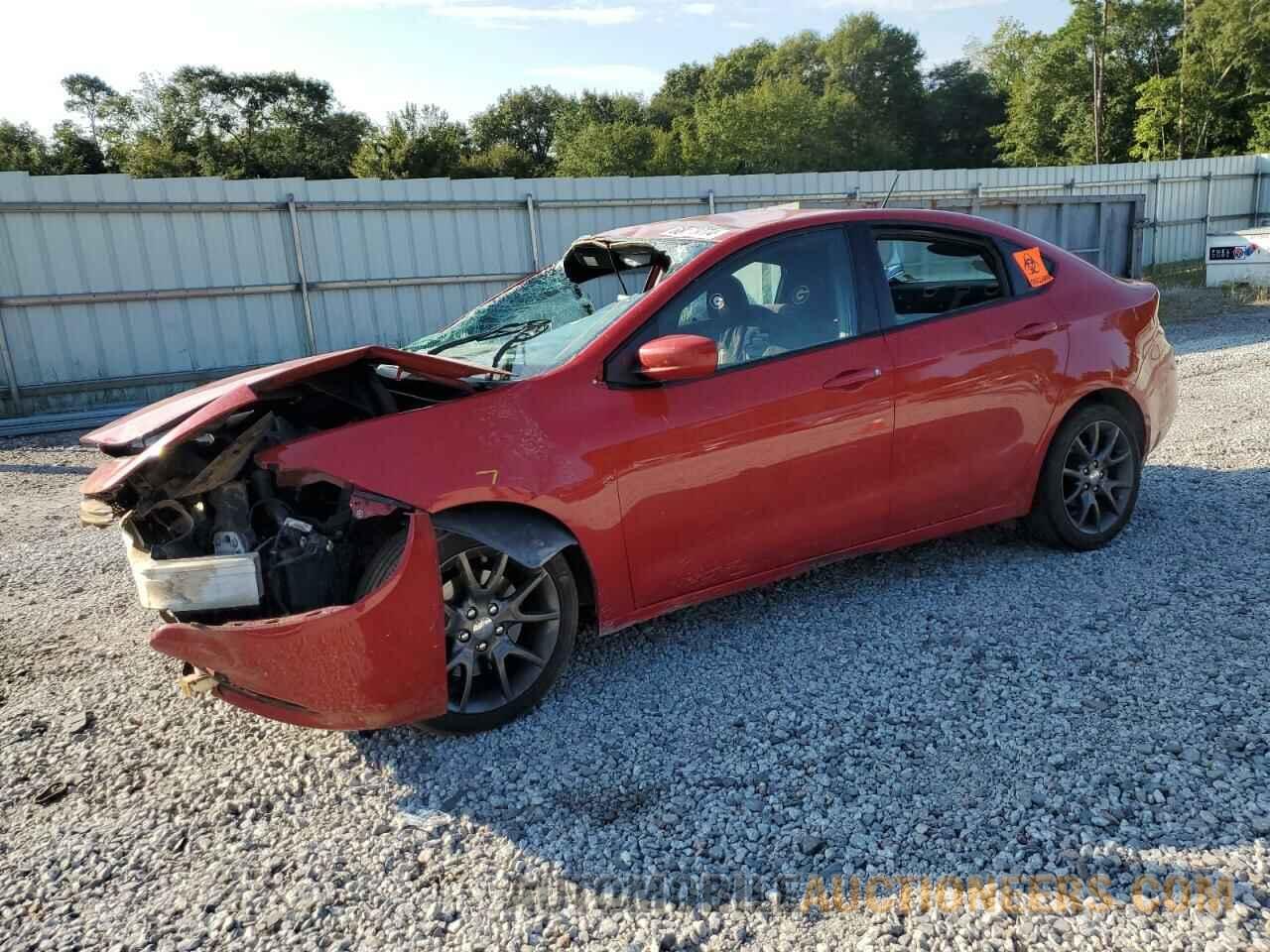 1C3CDFBB8FD403250 DODGE DART 2015