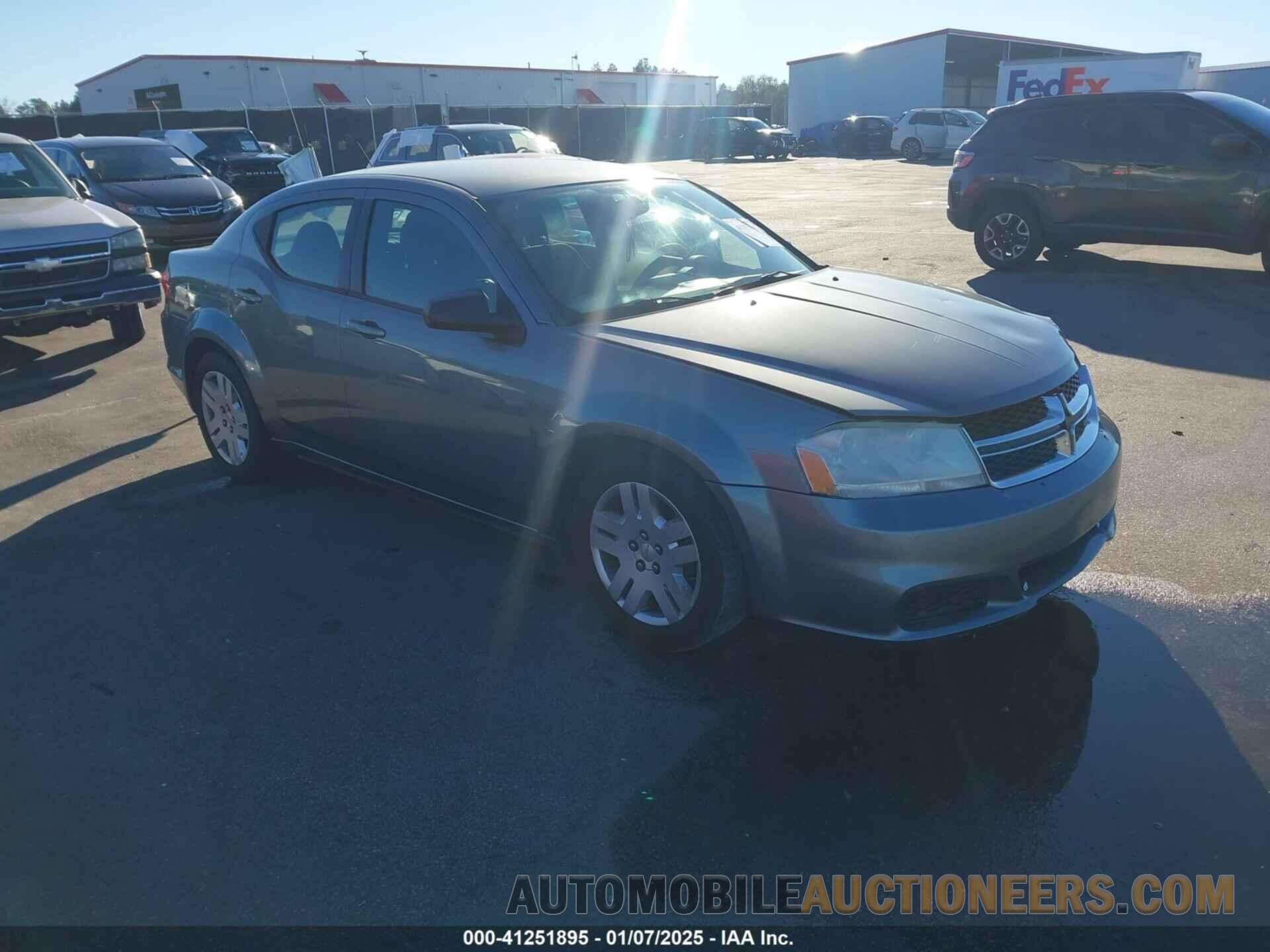 1C3CDZAB2DN615541 DODGE AVENGER 2013