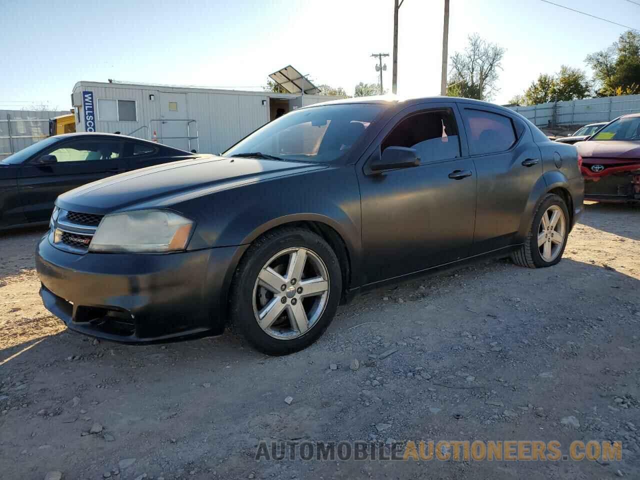 1C3CDZAB8DN644090 DODGE AVENGER 2013