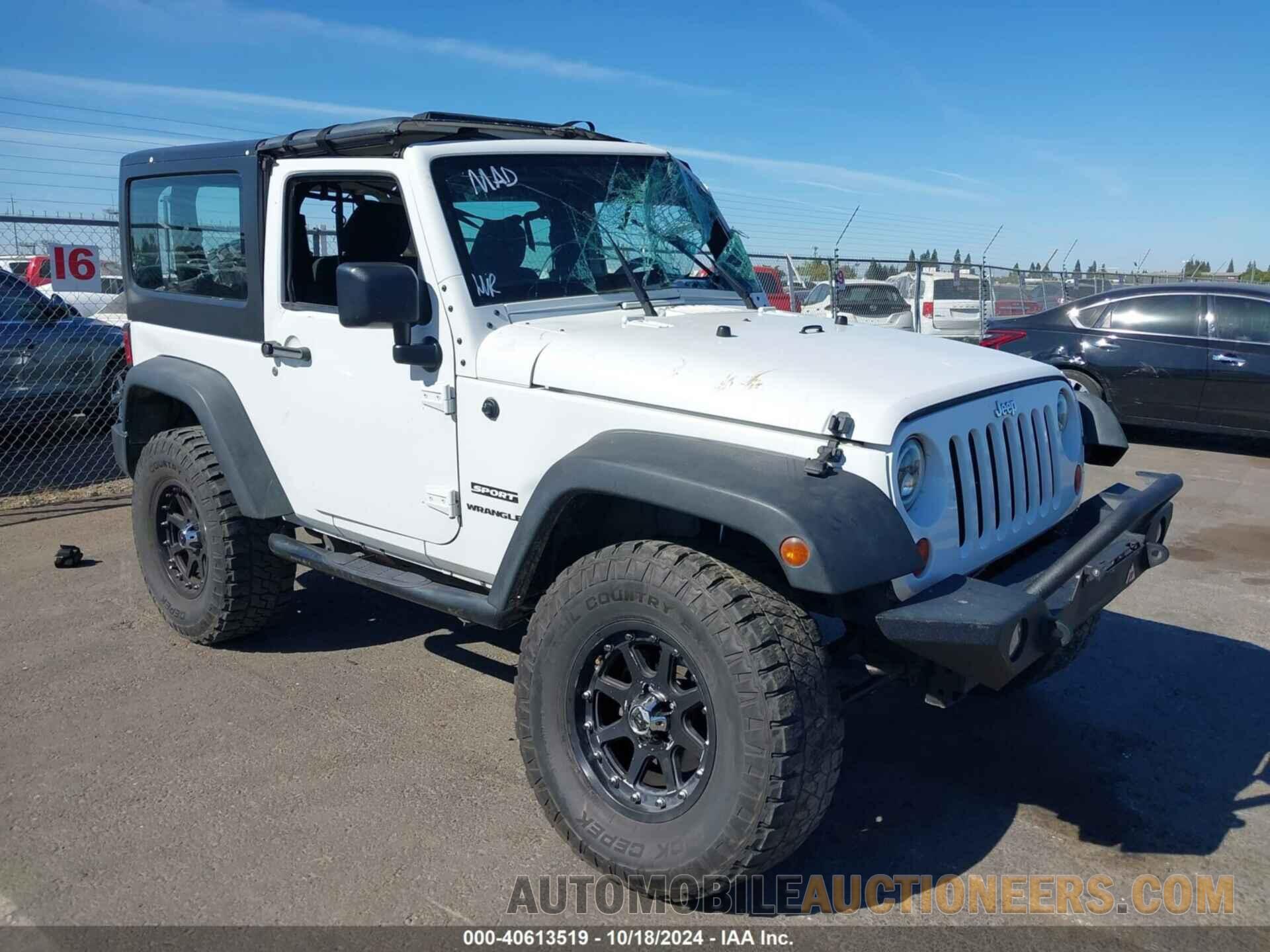 1C4AJWAG5CL212041 JEEP WRANGLER 2012