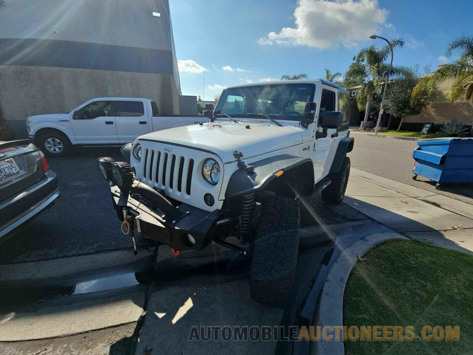 1C4AJWAGXFL542052 Jeep Wrangler 2015