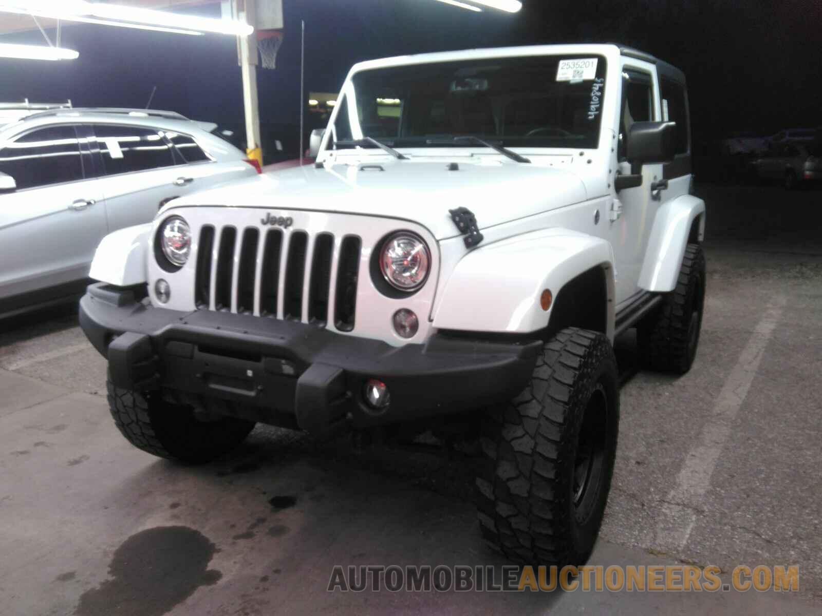 1C4AJWBG1HL565592 Jeep Wrangler 2017