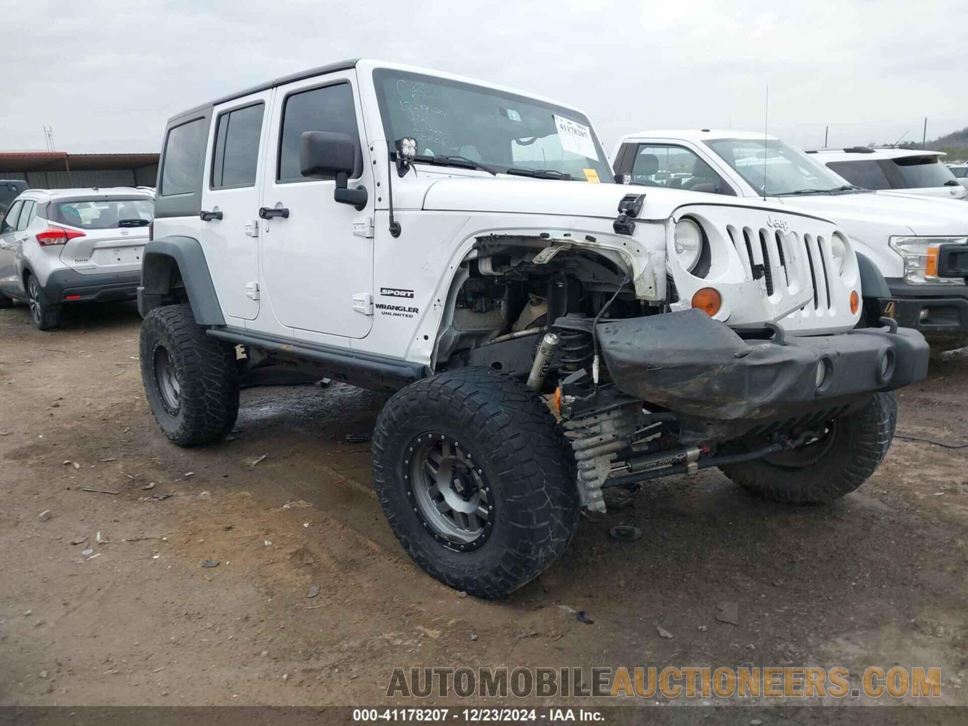 1C4BJWDG1CL181337 JEEP WRANGLER UNLIMITED 2012