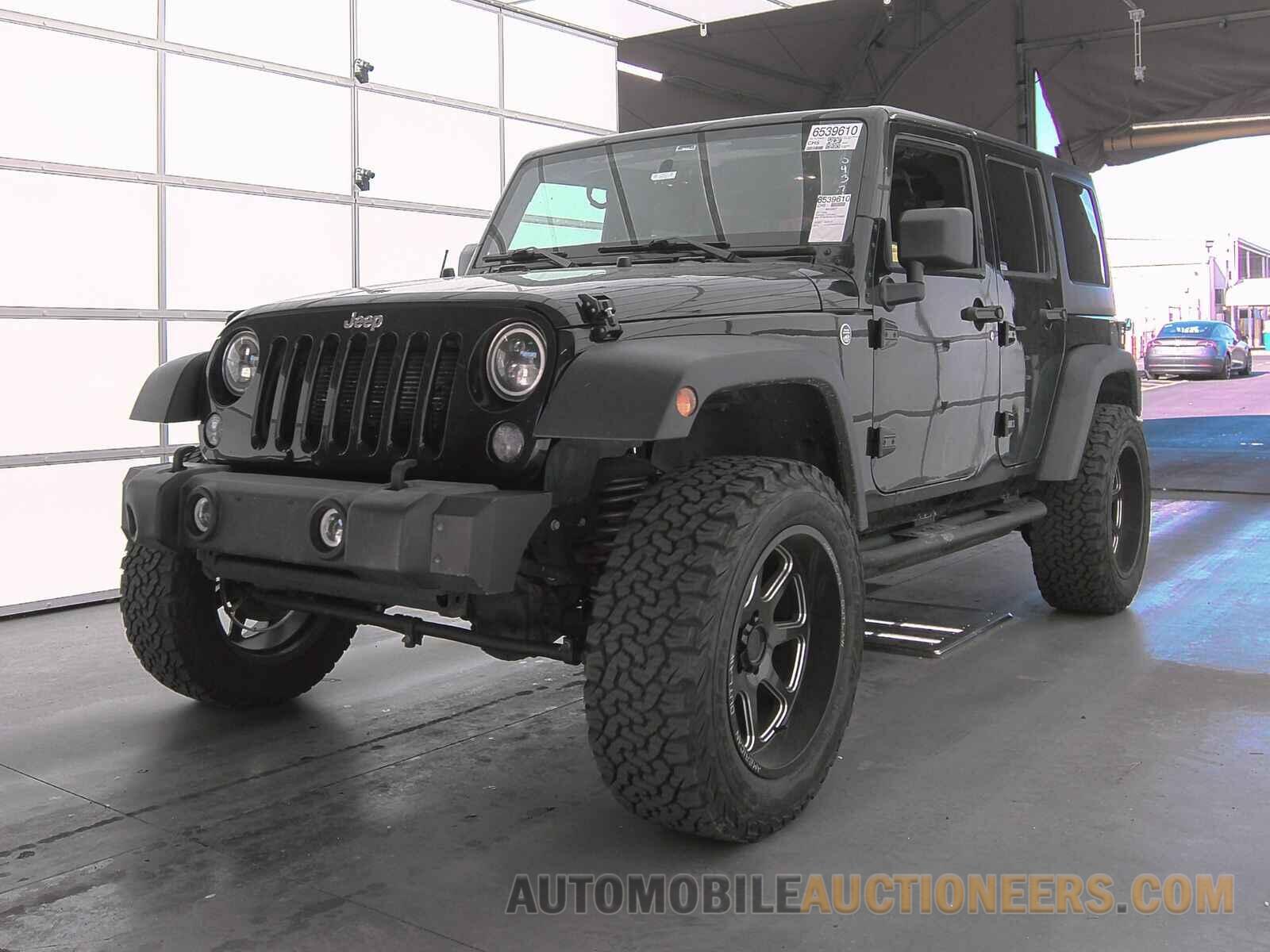 1C4BJWDG1HL704637 Jeep Wrangler Unlimited 2017