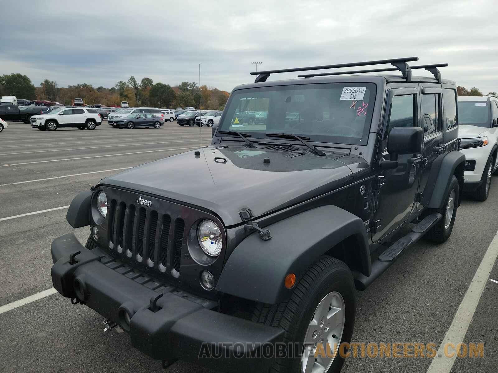 1C4BJWDG2HL503426 Jeep Wrangler Unlimited 2017