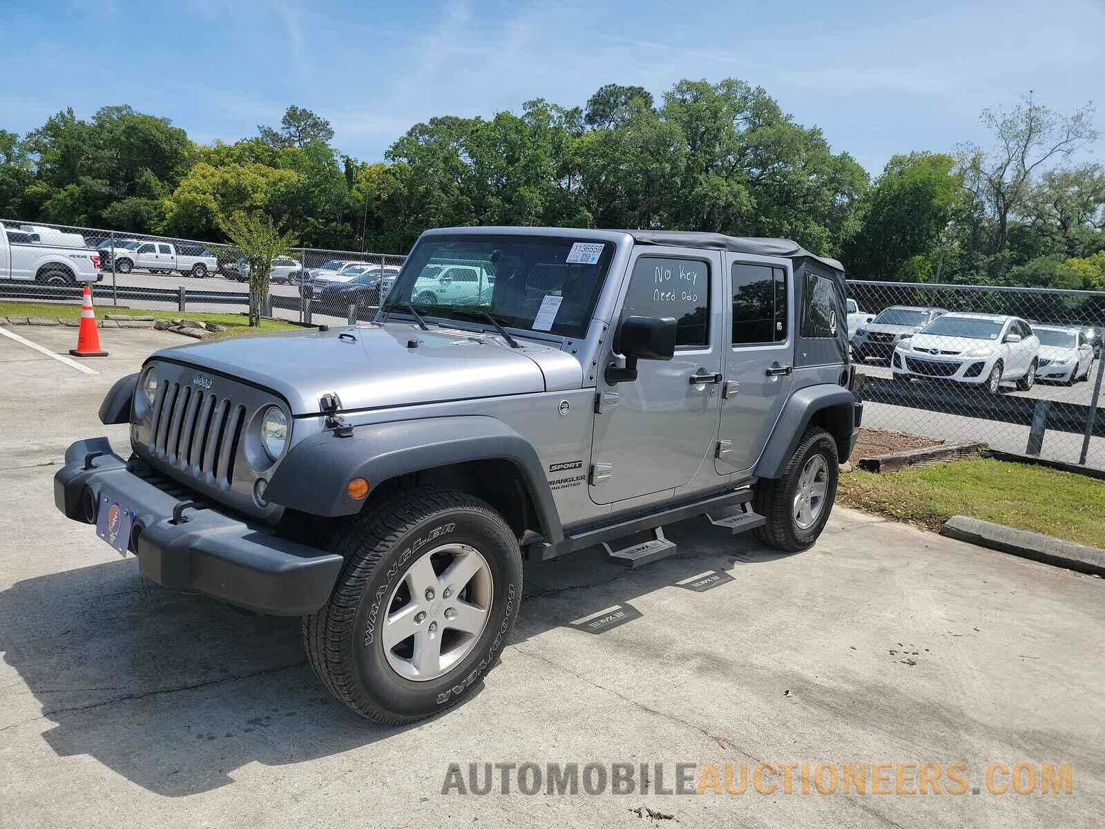 1C4BJWDG4HL613135 Jeep Wrangler Unlimited 2017