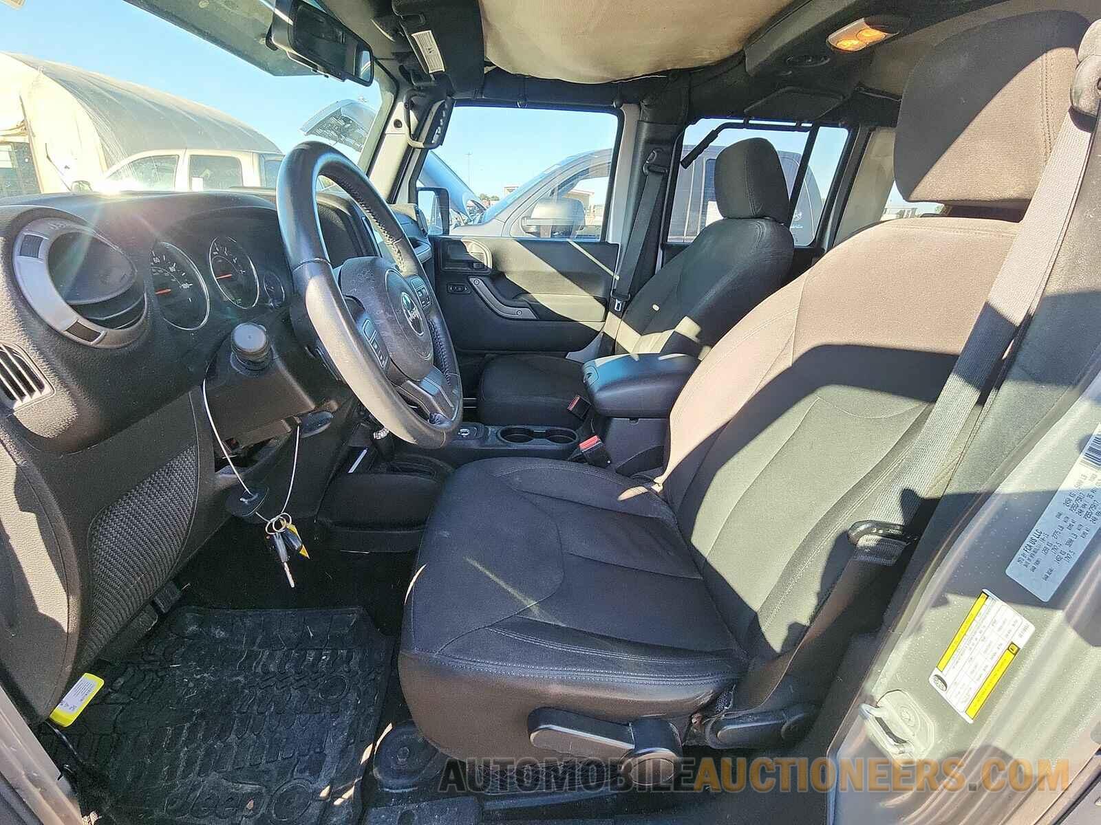 1C4BJWDG5GL118652 Jeep Wrangler Unlimited 2016