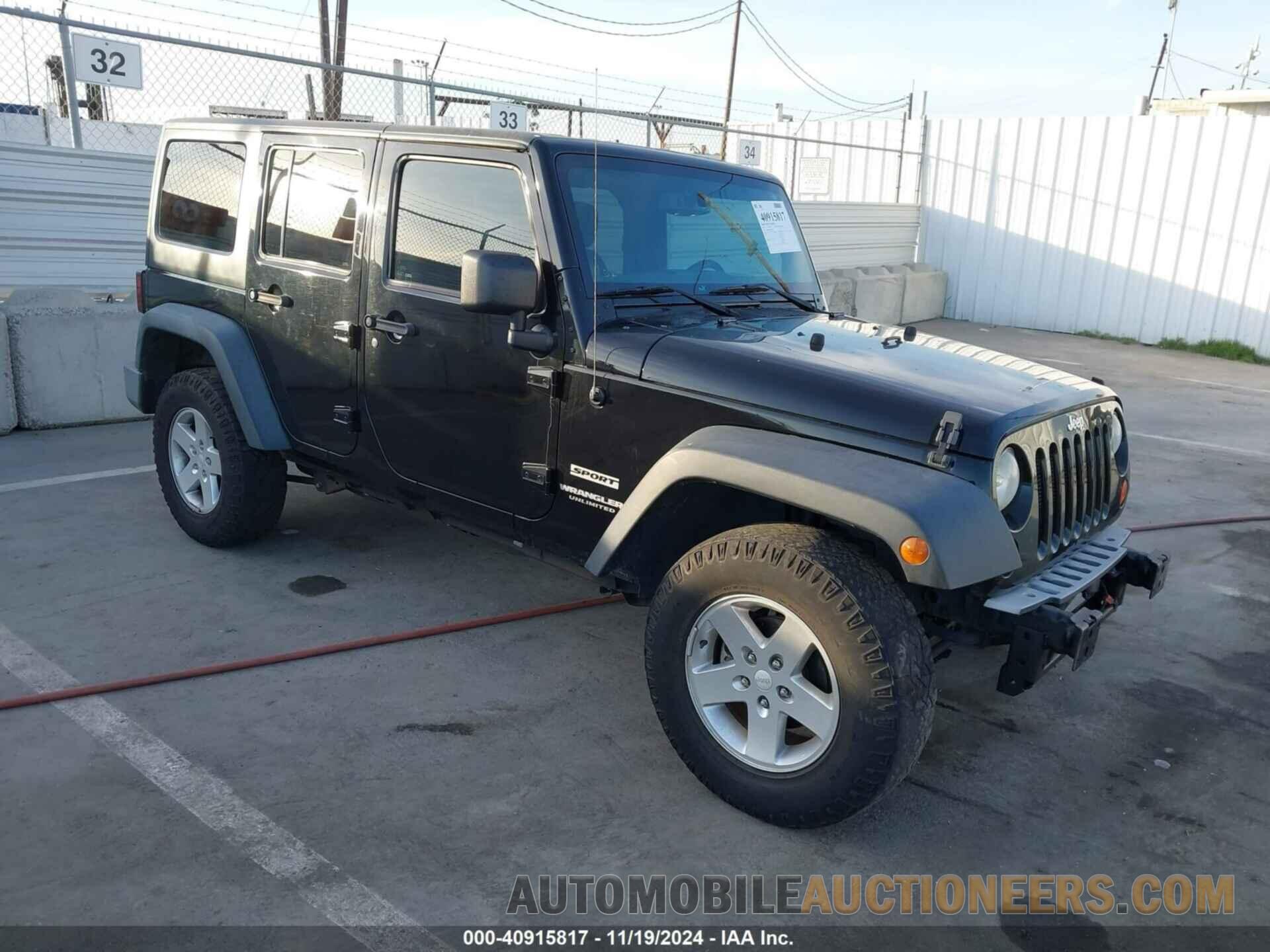 1C4BJWDG8DL702426 JEEP WRANGLER UNLIMITED 2013