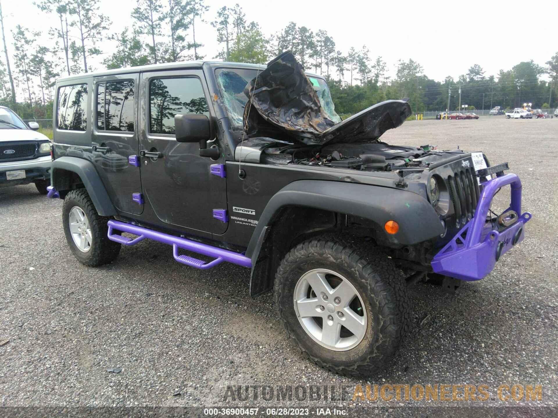 1C4BJWDGXJL800742 JEEP WRANGLER JK UNLIMITED 2018