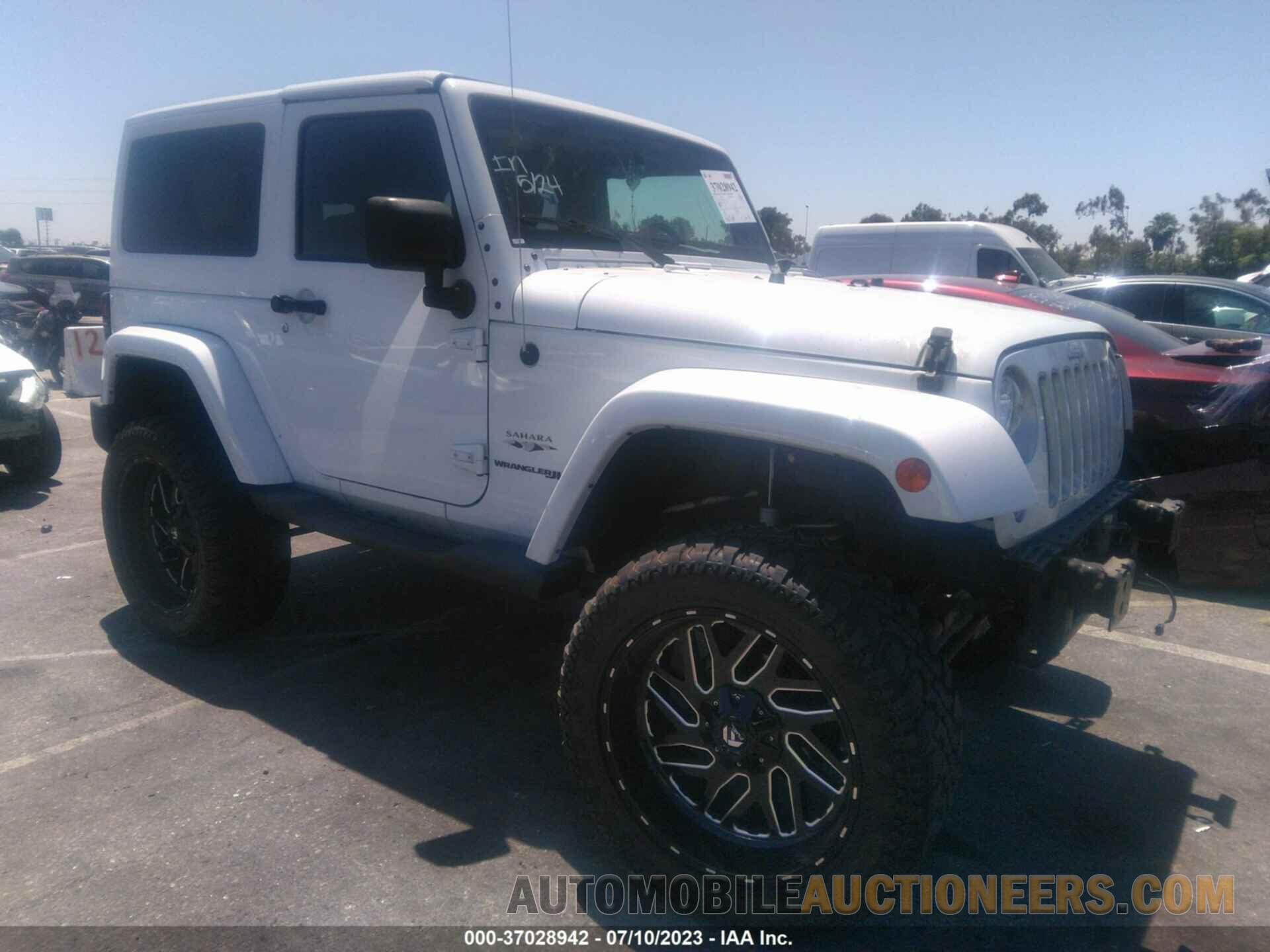 1C4GJWBG2JL925582 JEEP WRANGLER JK 2018