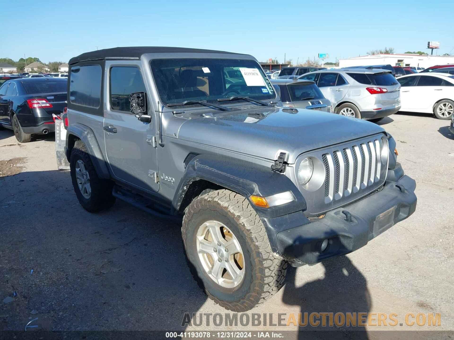 1C4GJXAG0JW156196 JEEP WRANGLER 2018