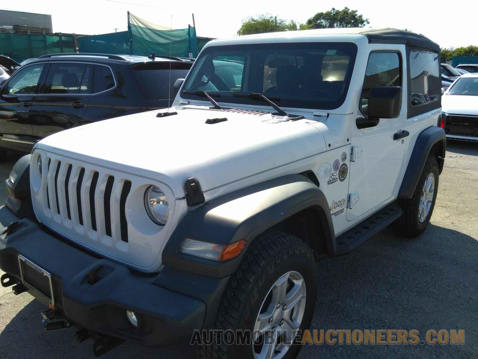 1C4GJXAGXJW235889 Jeep Wrangler 2018