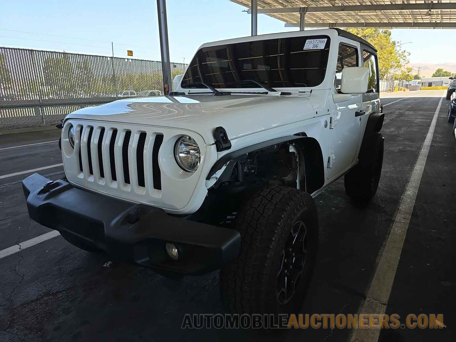 1C4GJXAN1JW262543 Jeep Wrangler 2018