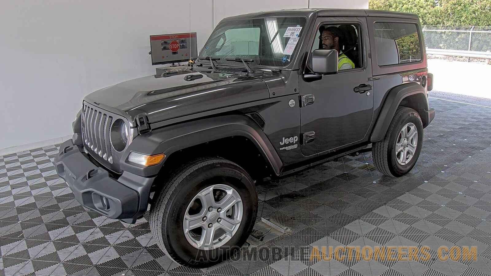 1C4GJXAN7LW130633 Jeep Wrangler 2020