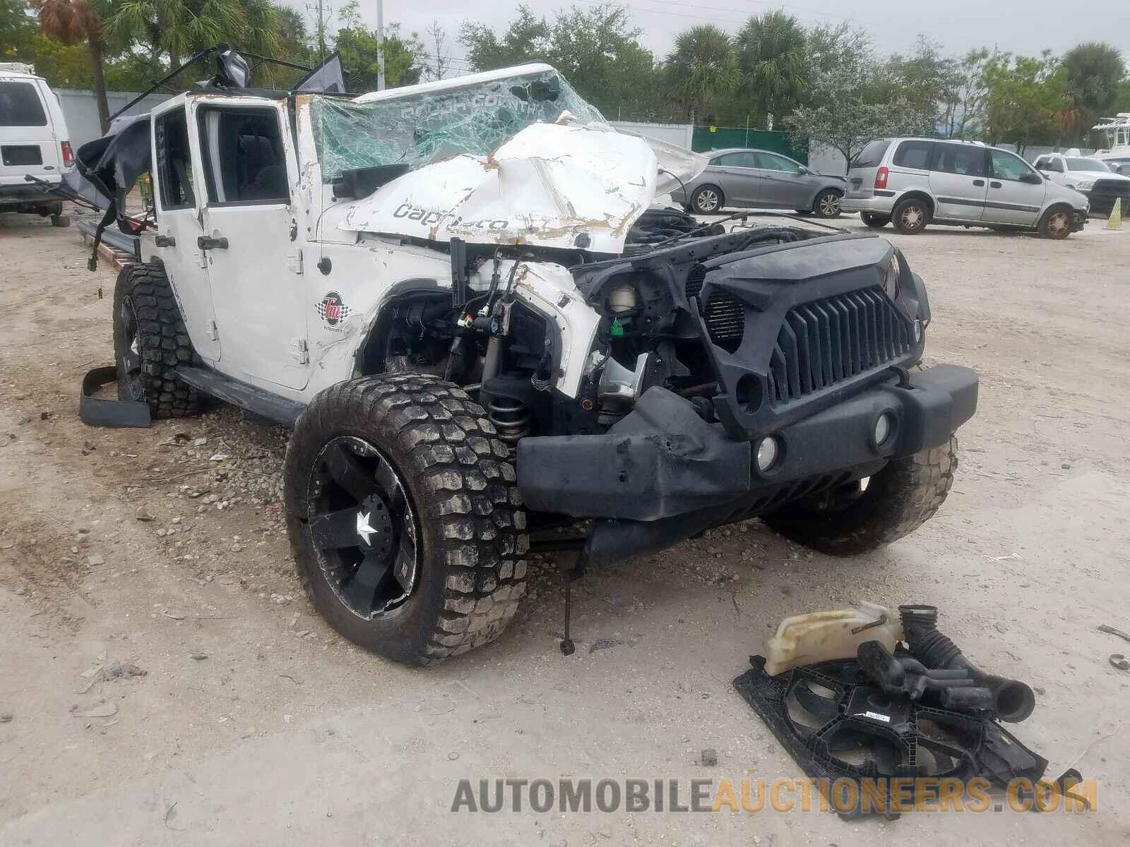 1C4HJWDG4EL134557 JEEP WRANGLER U 2014