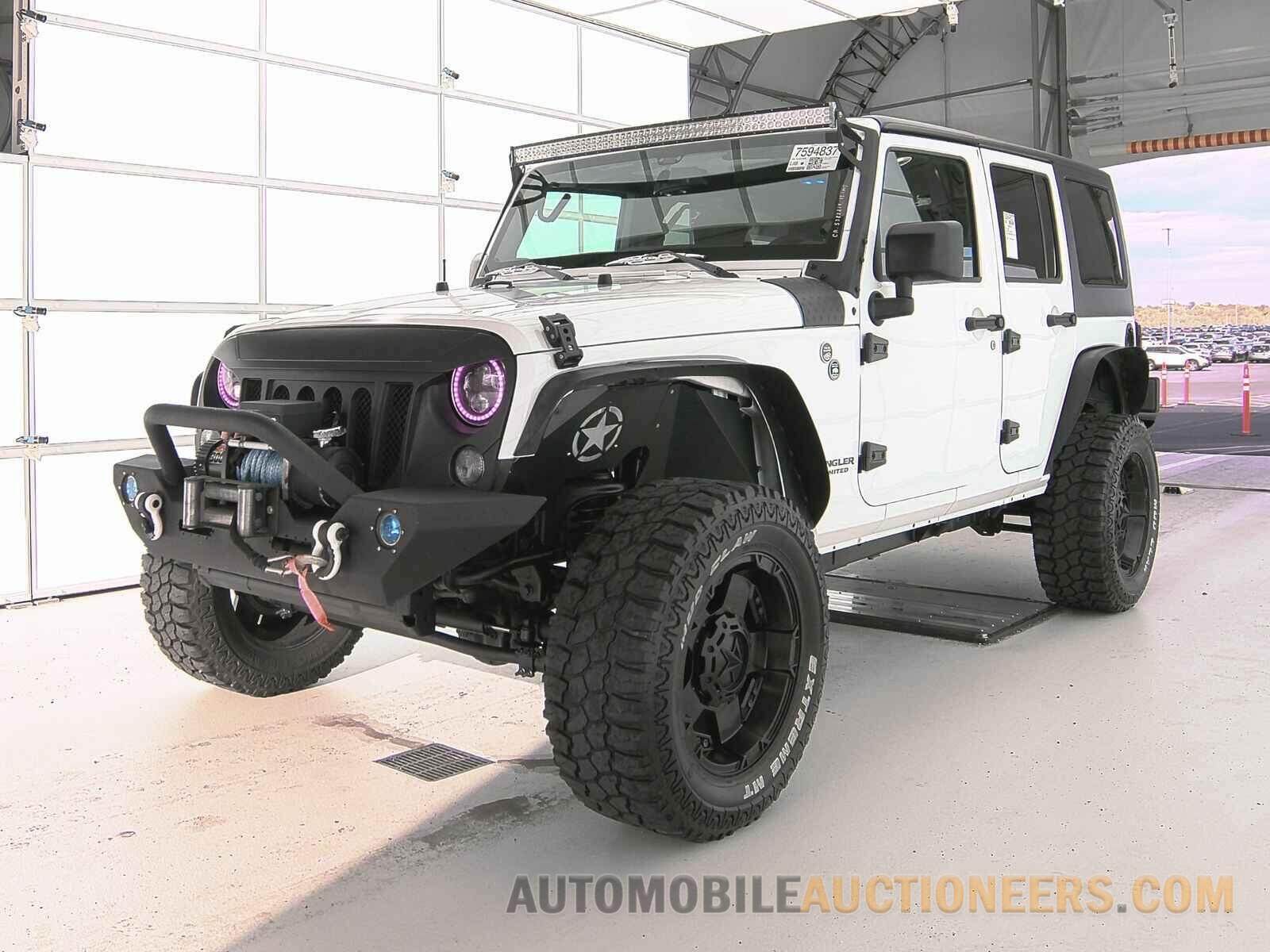 1C4HJWDG8HL521908 Jeep Wrangler Unlimited 2017